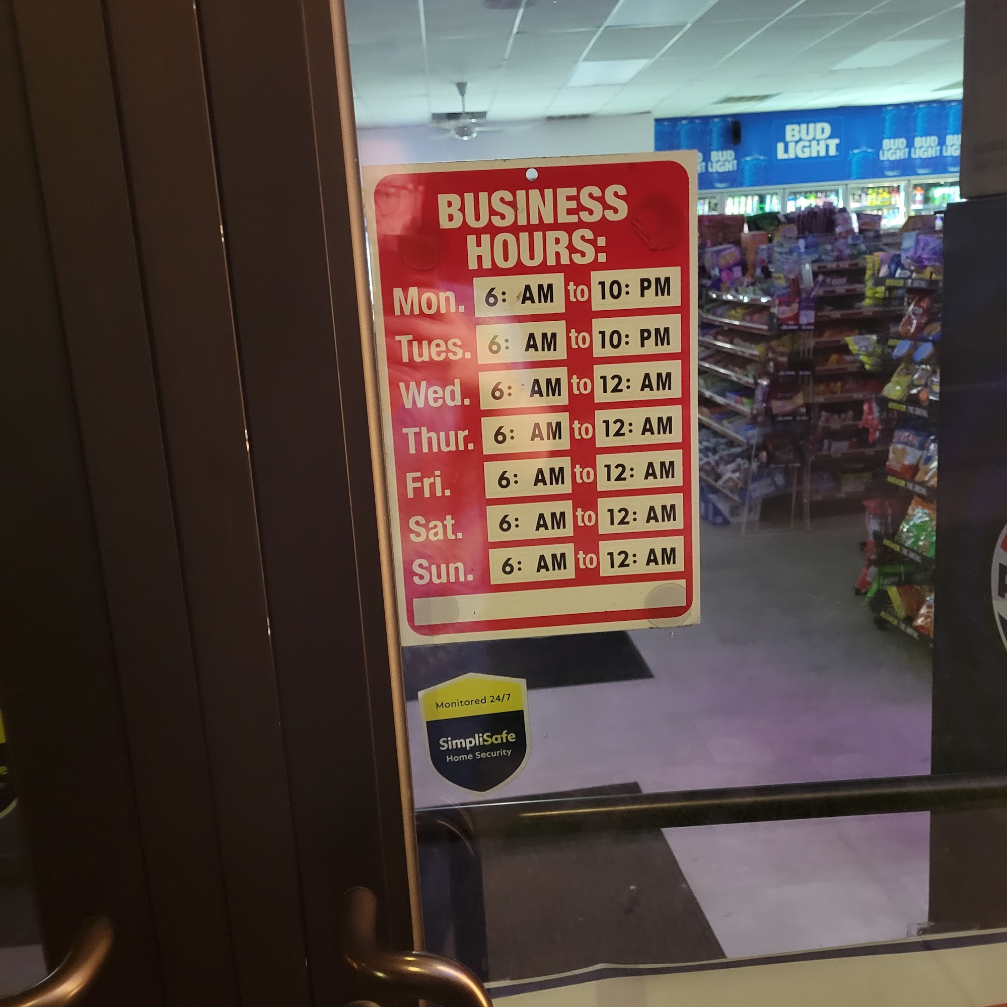 6 Points Food & Liquor Bloomington