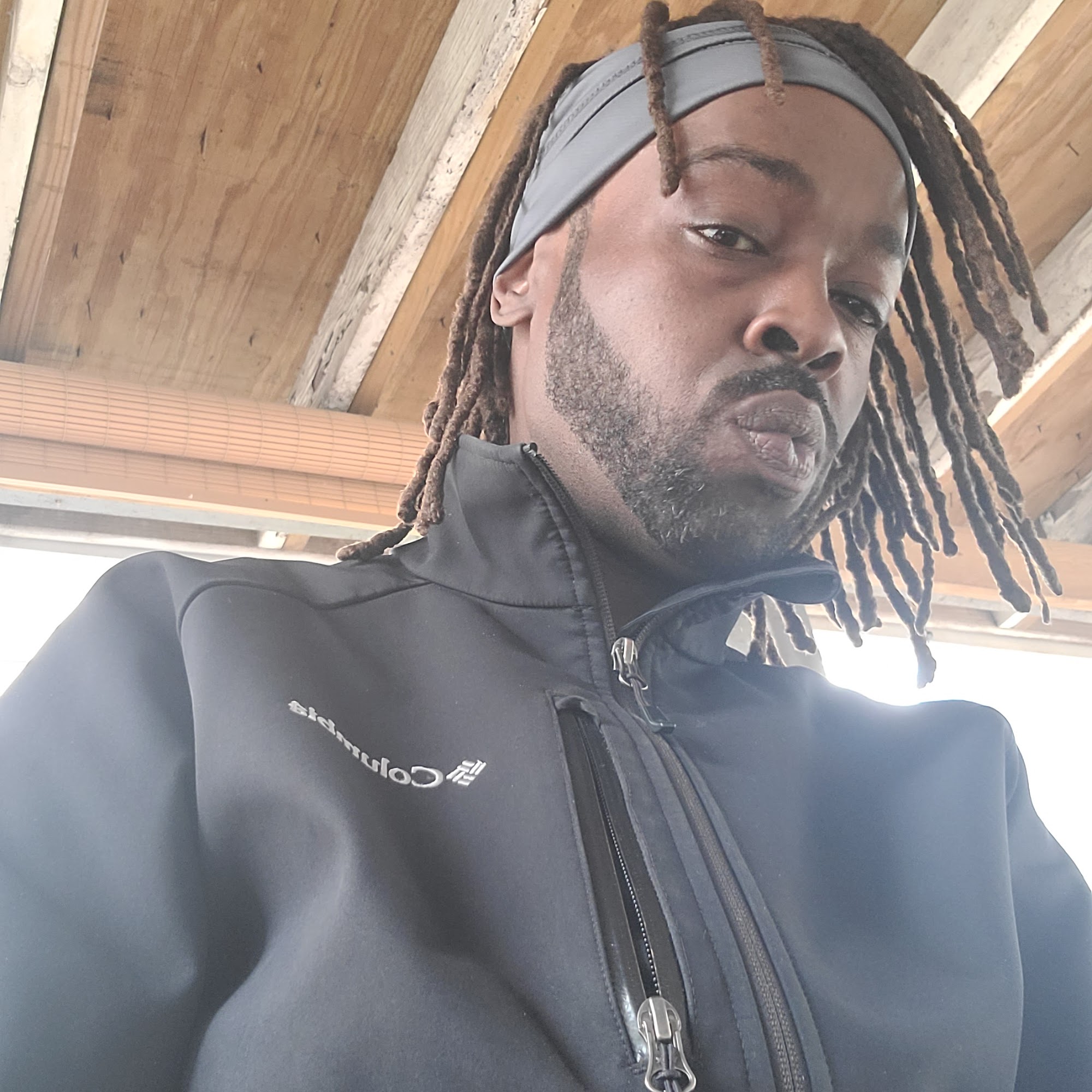 A Kut Above 919 W Market St, Bloomington Illinois 61701