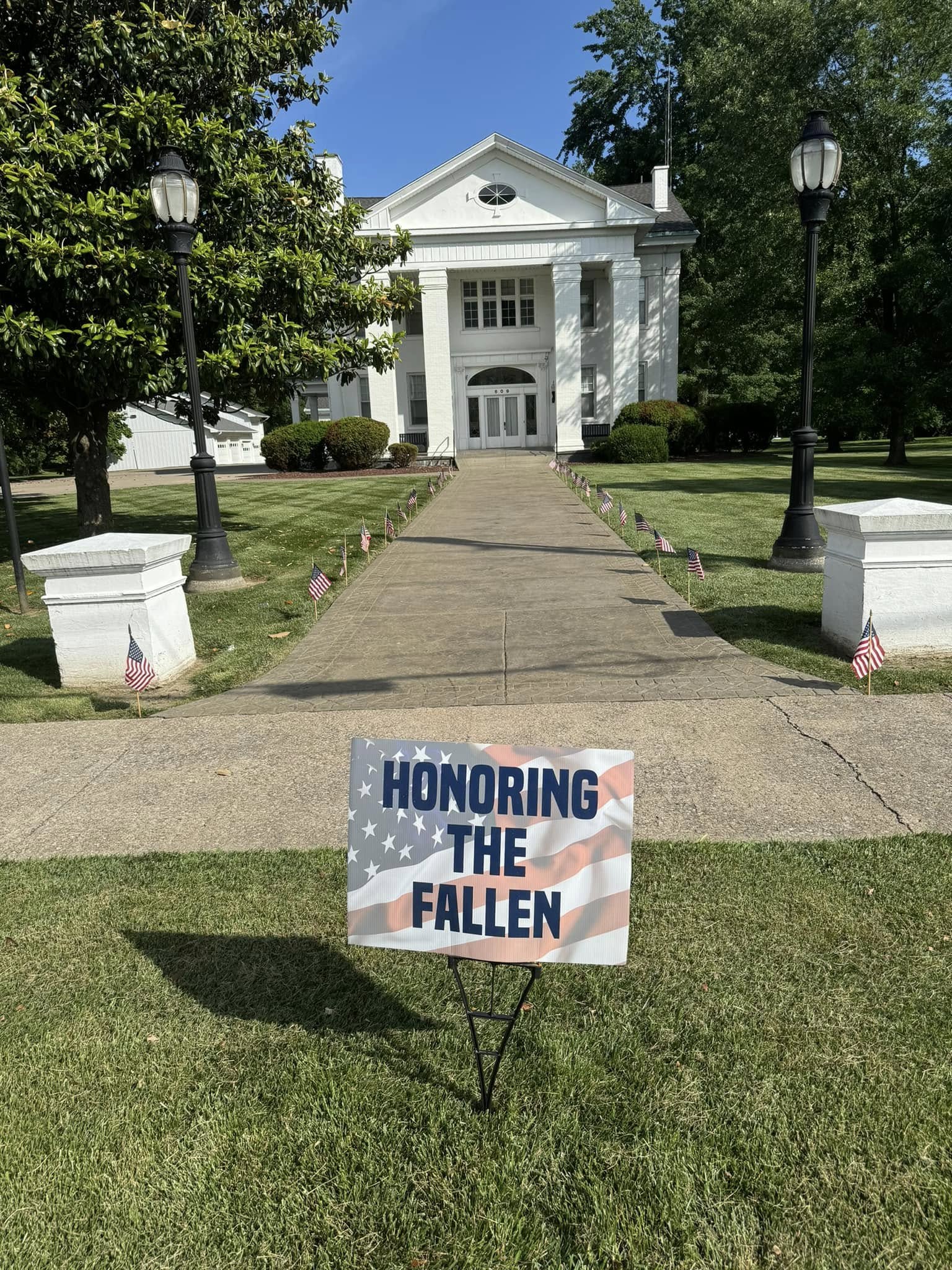 Campbell Funeral Home - Carmi