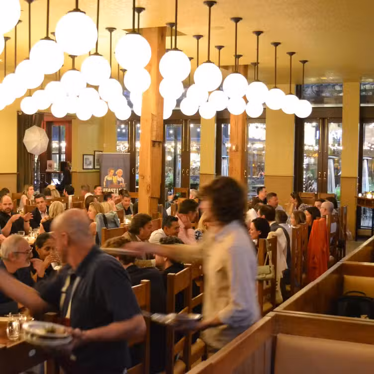 Photo credit: opentable