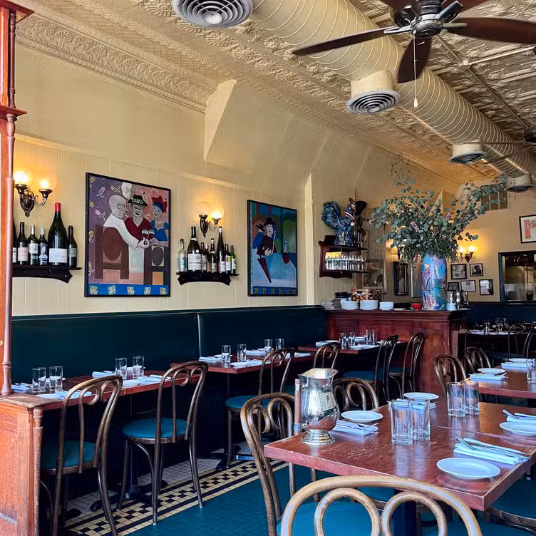 Photo credit: opentable