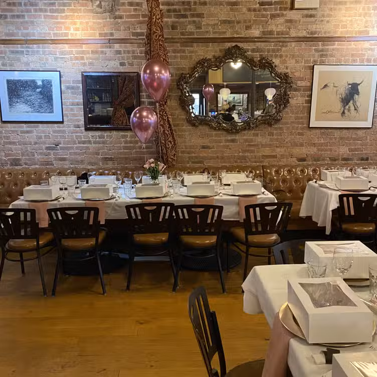 Photo credit: opentable