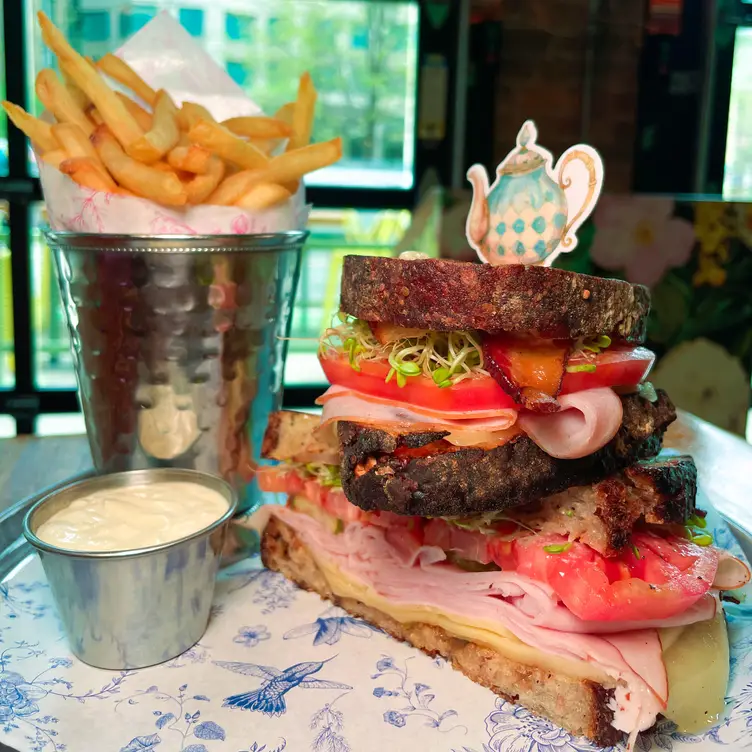 Photo credit: opentable