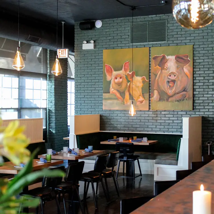 Photo credit: opentable