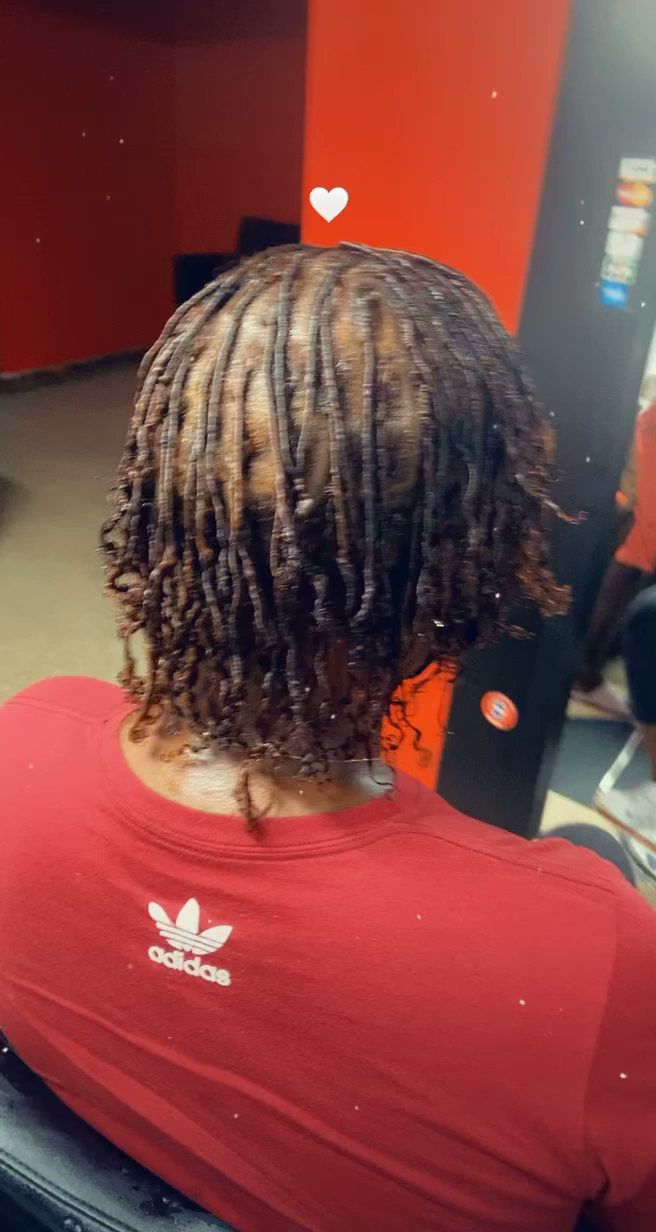 Salon quest locs