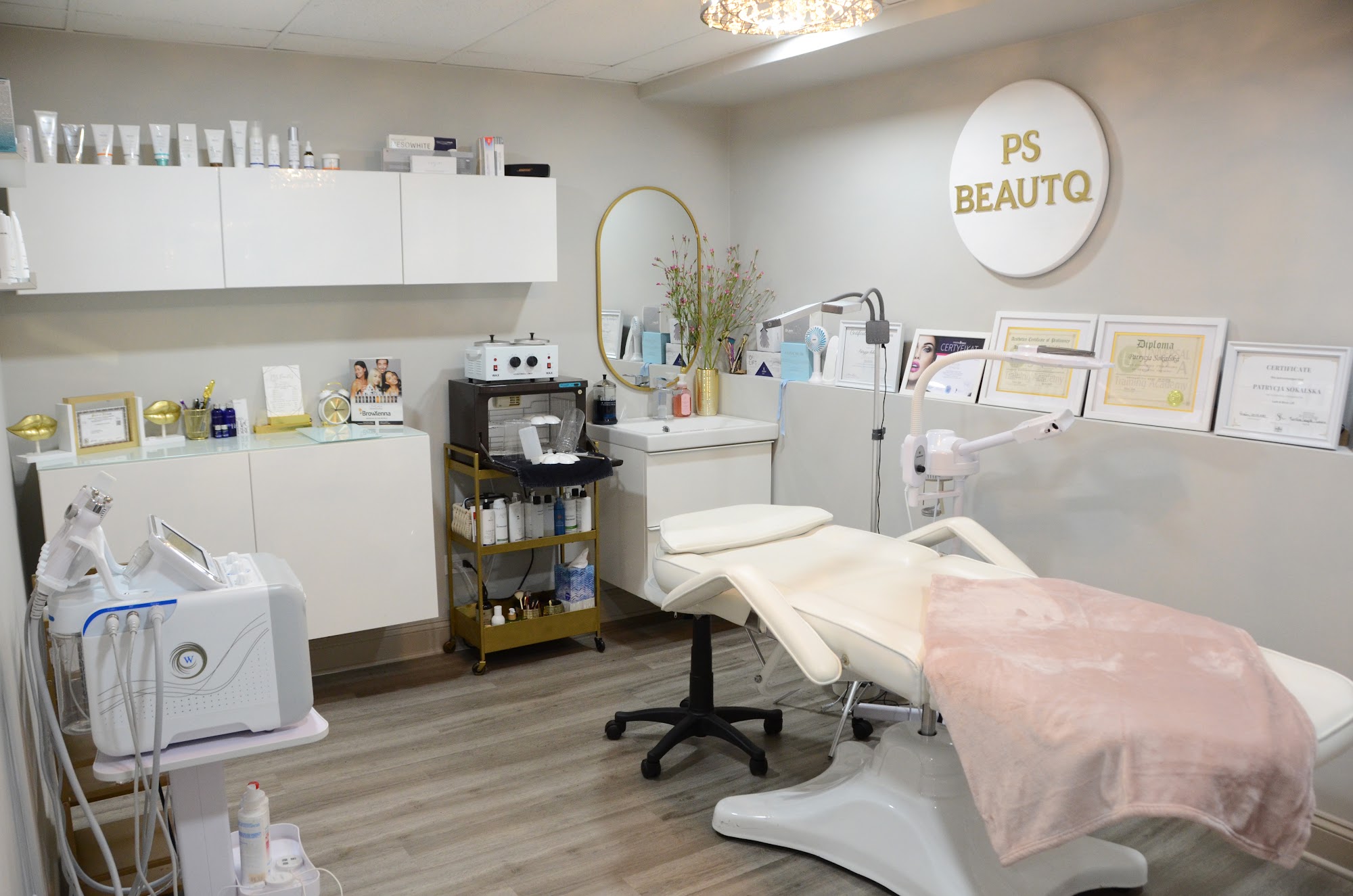 Blush Studio & Spa 6820 W Archer Ave, Chicago Illinois 60638