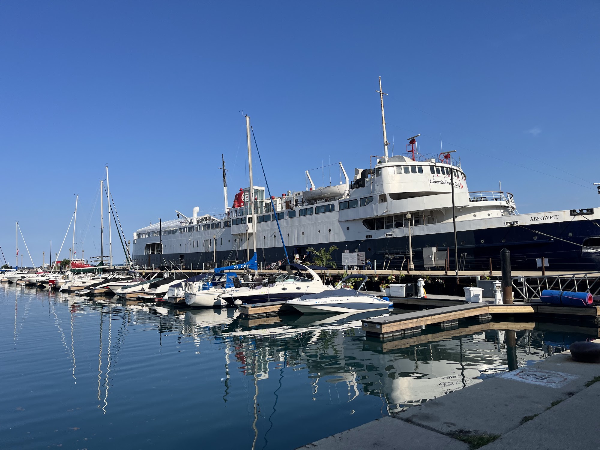 Columbia Yacht Club Chicago