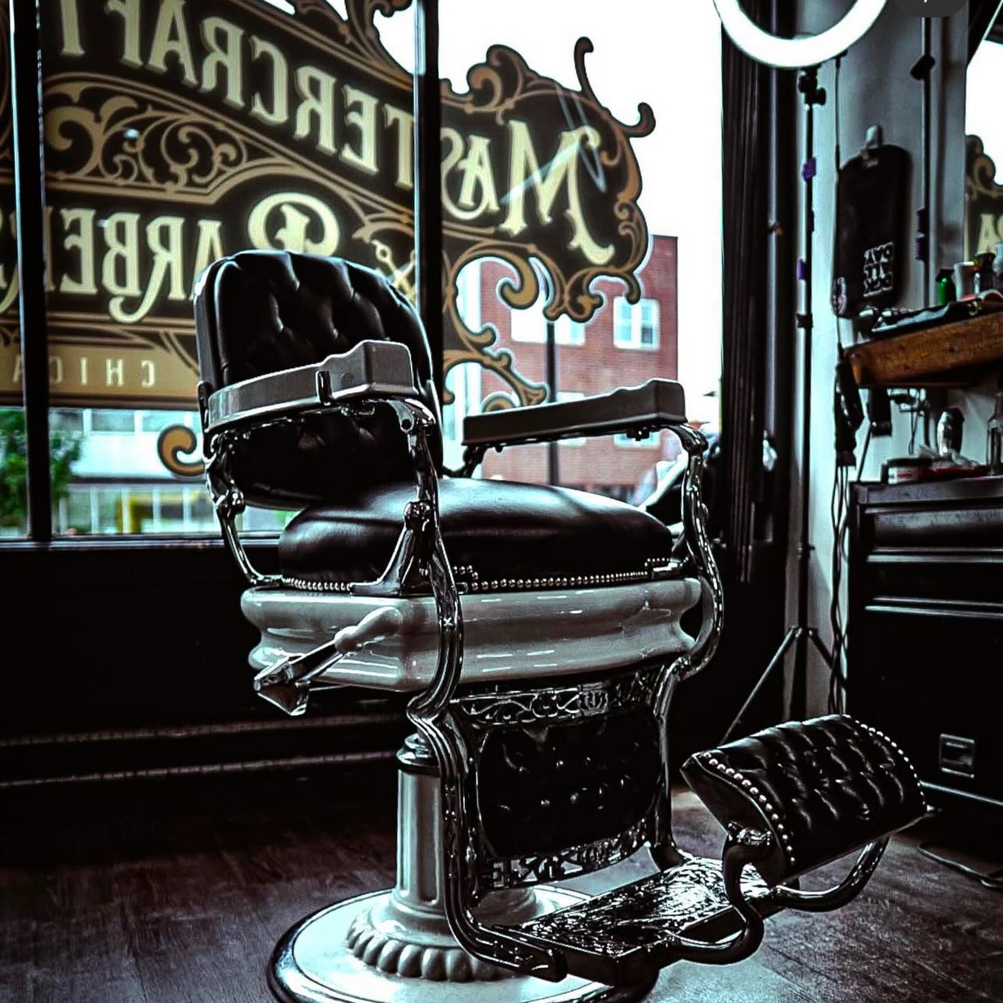 MASTERCRAFT BARBER SHOP