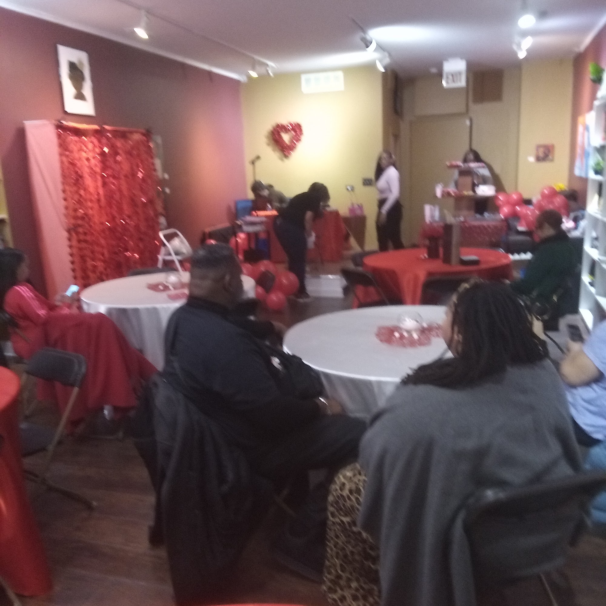 Honey & Hue Bookstore Chicago