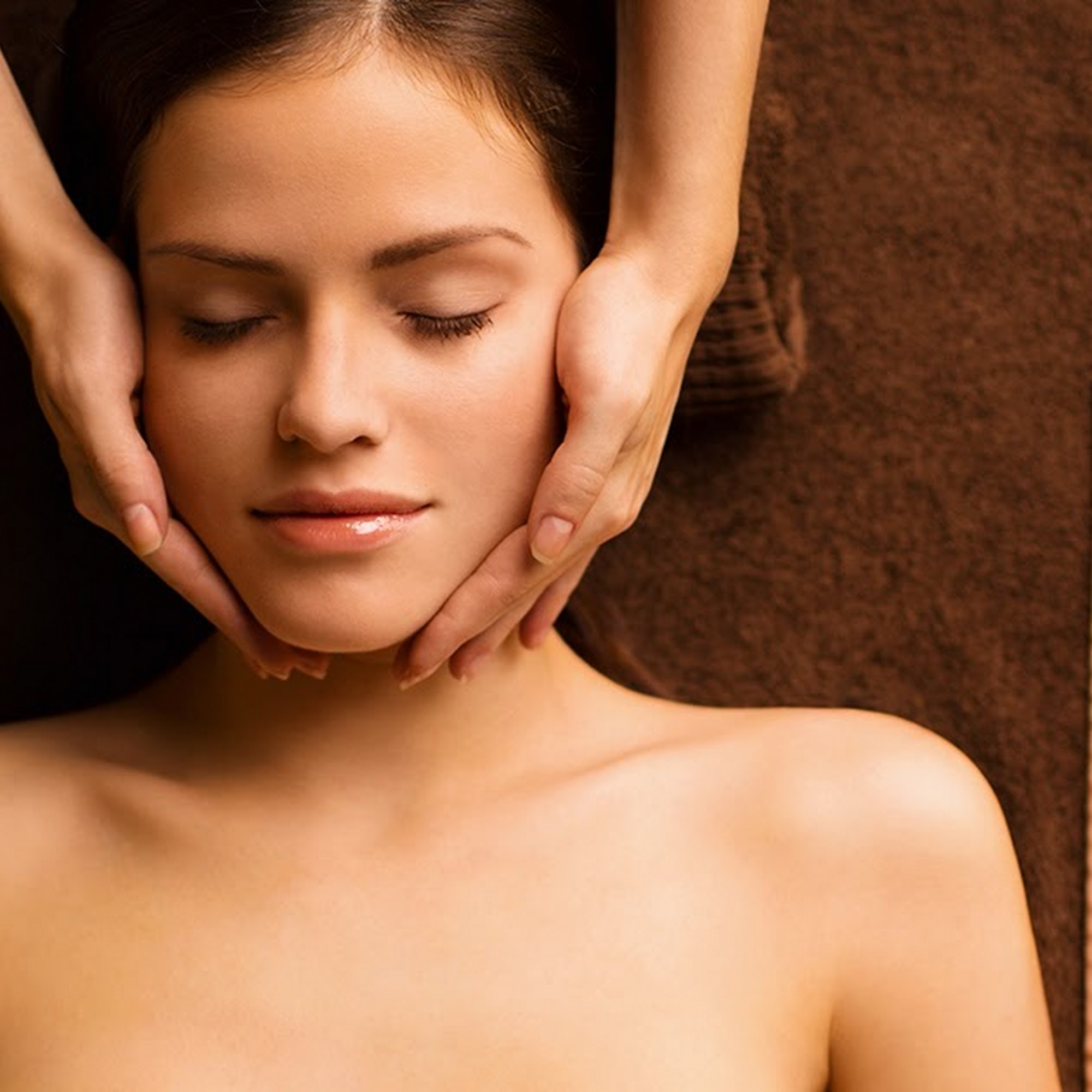 Q Skincare Lounge