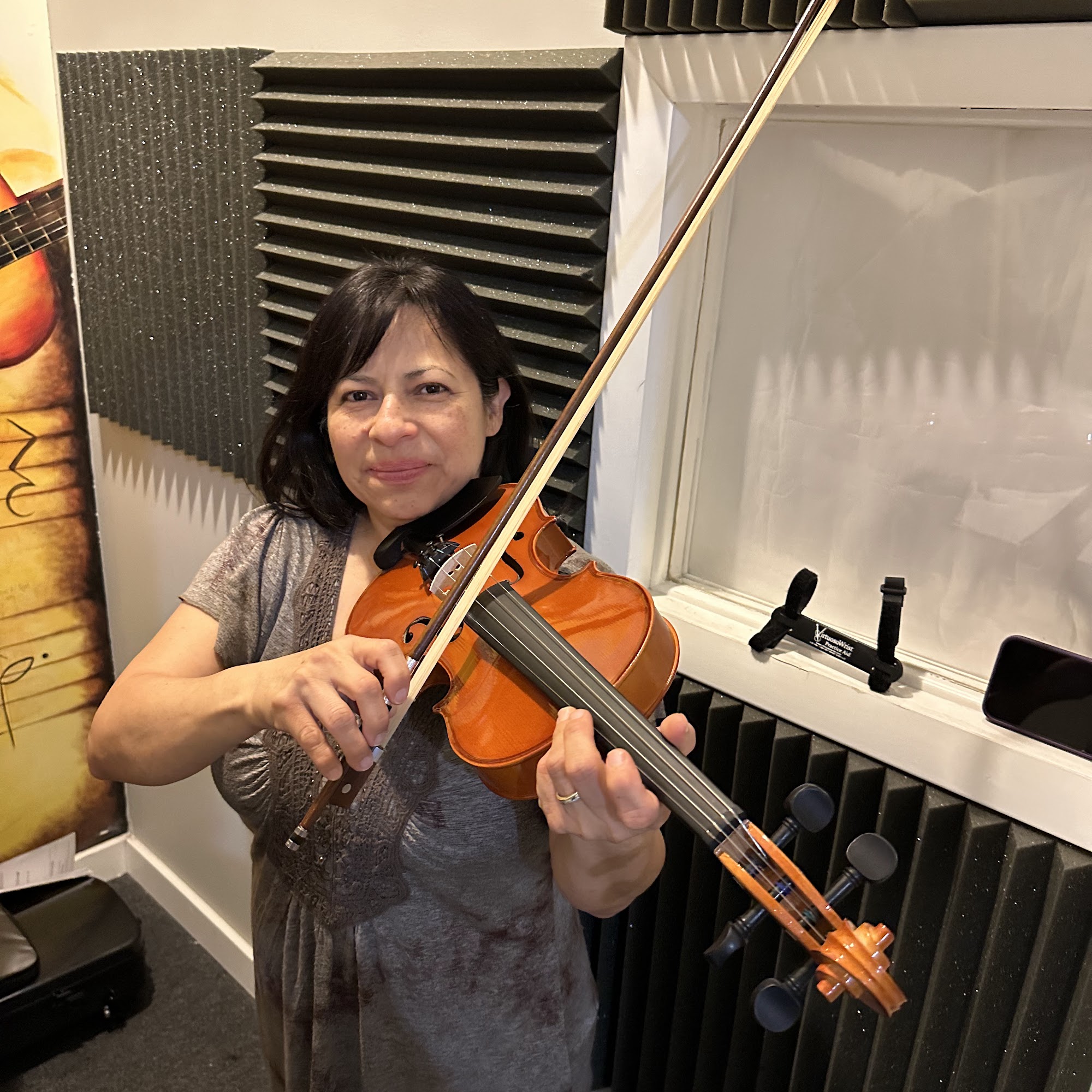 Del Real Music Center