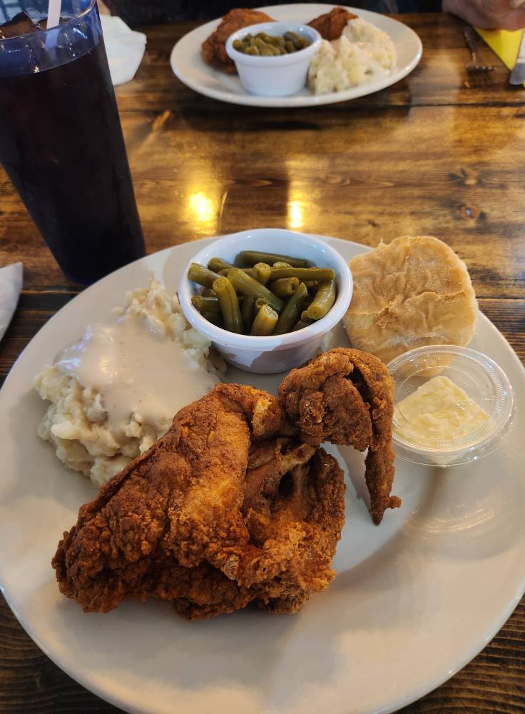 Picker's Lounge & Package Liquor Store Clay City