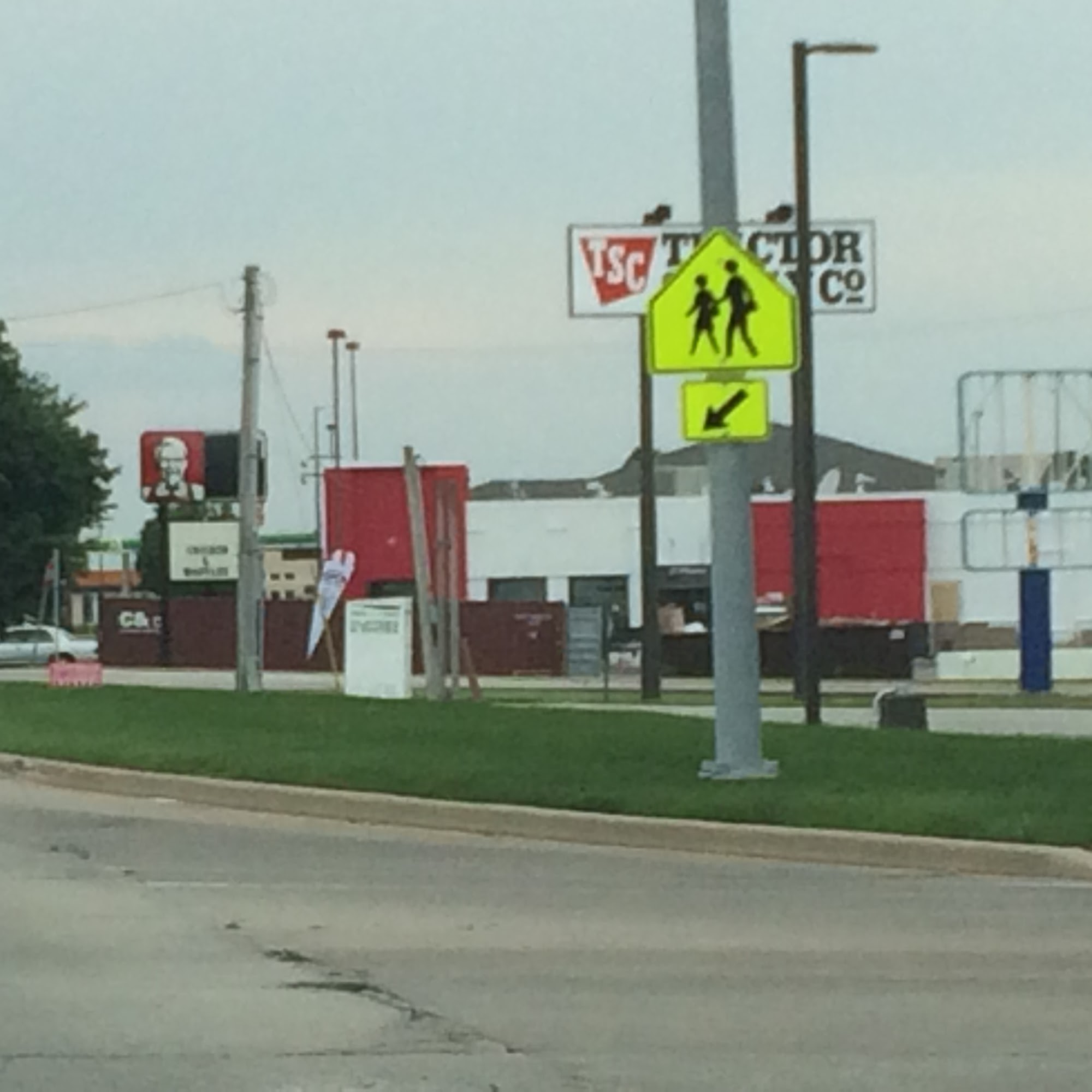 Tractor Supply Clinton