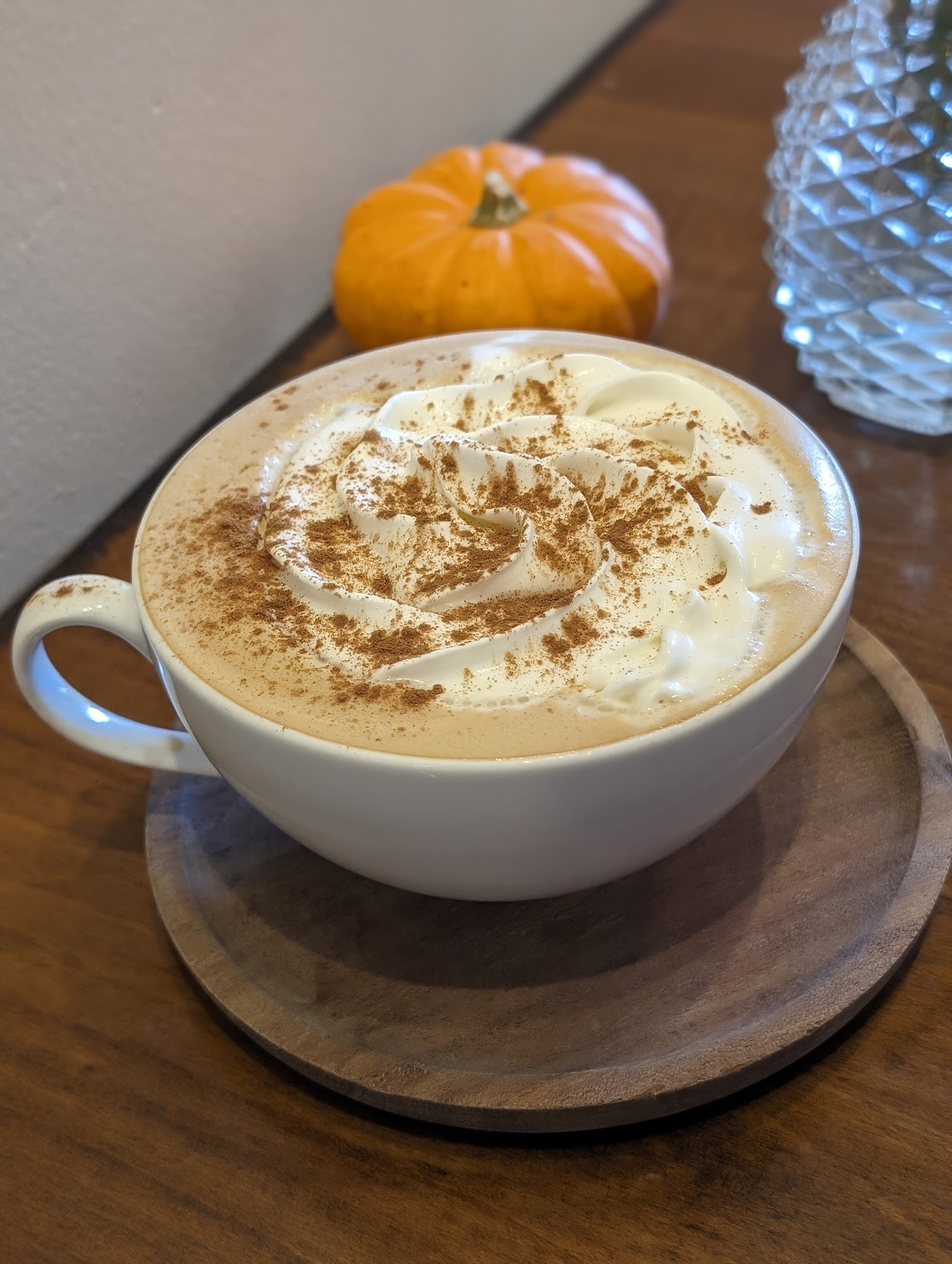 AROMA Coffee & Wine Crystal Lake