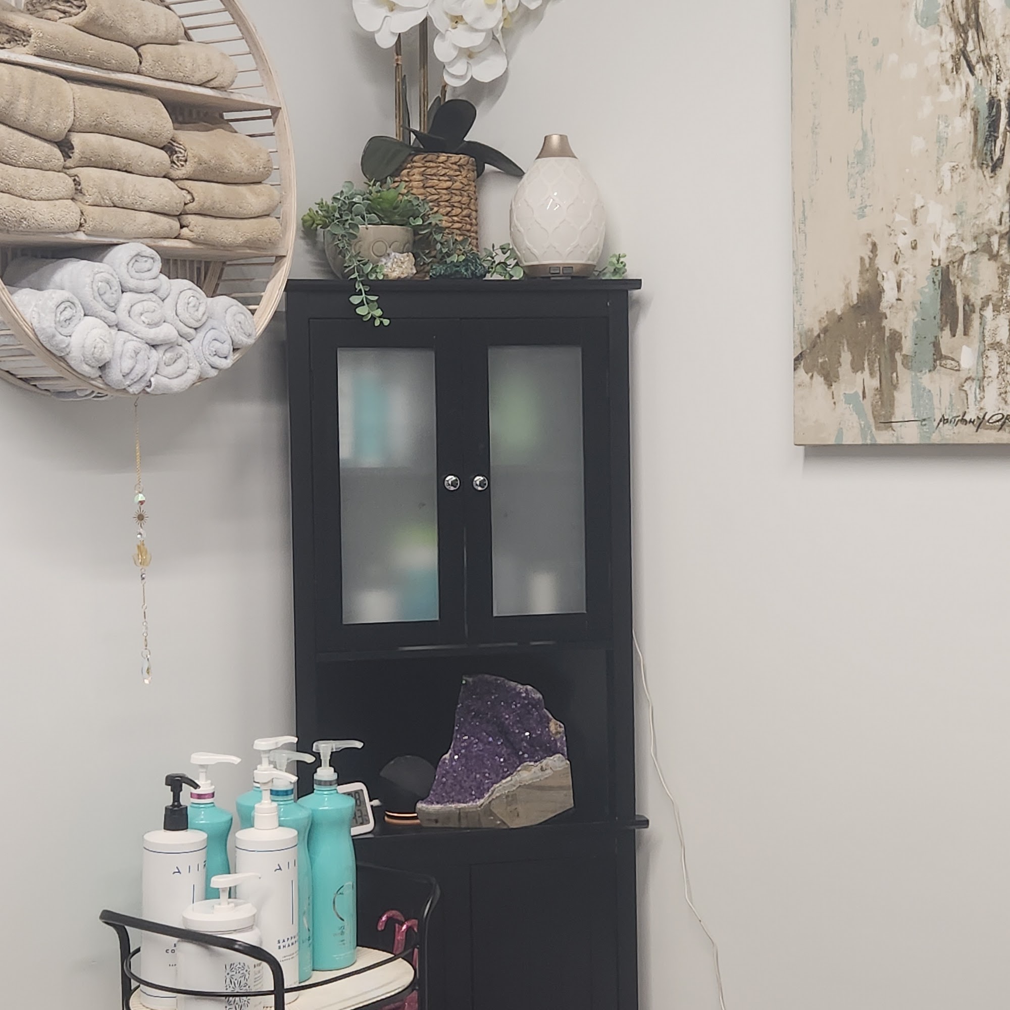 Crystal Lake Crystals & Massage