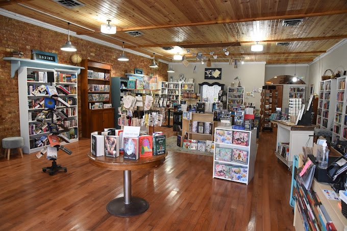 Robin's Nest Bookshoppe Menu