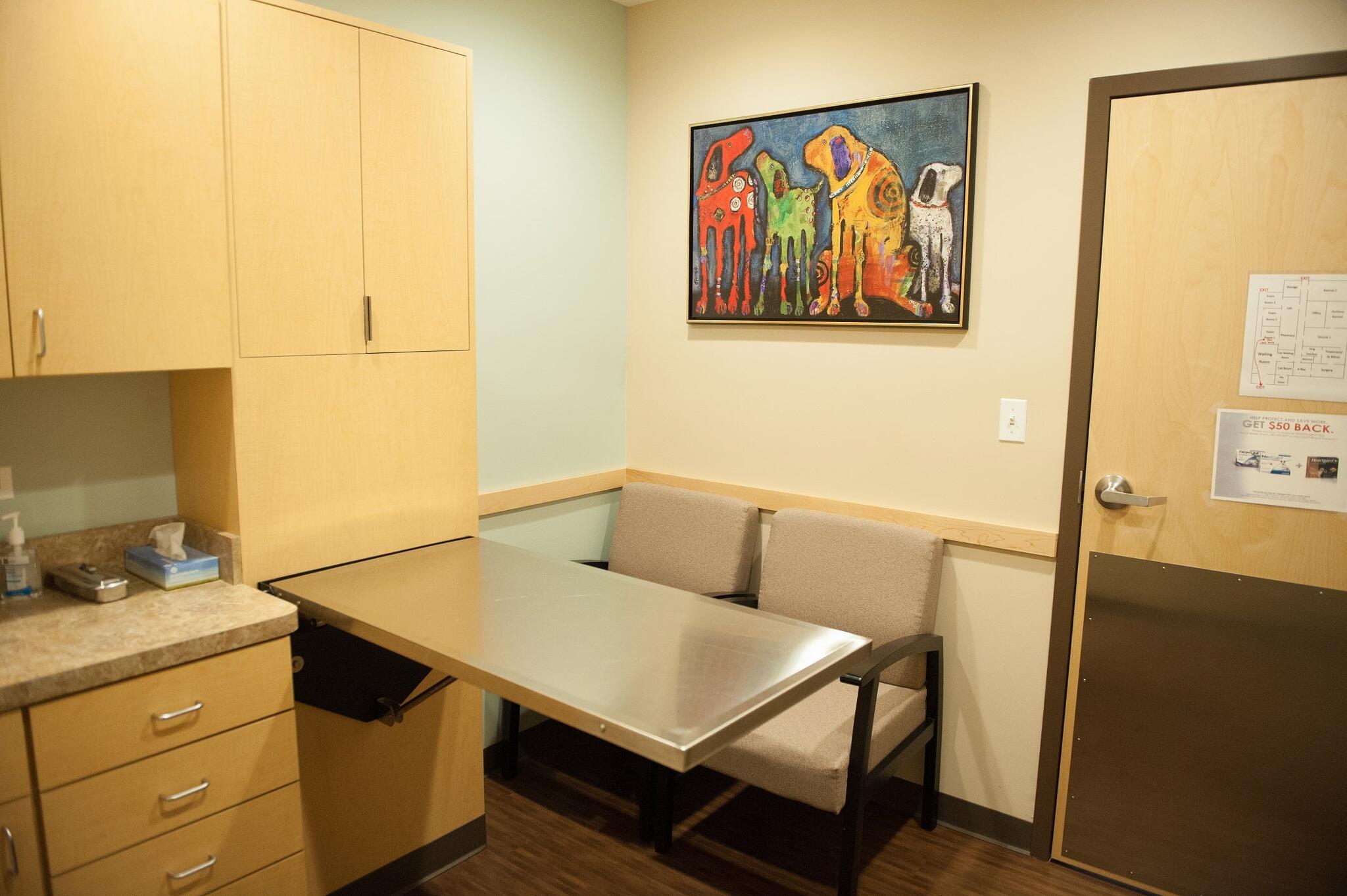 Wright Animal Hospital: Junkas Kristin DVM Des Plaines