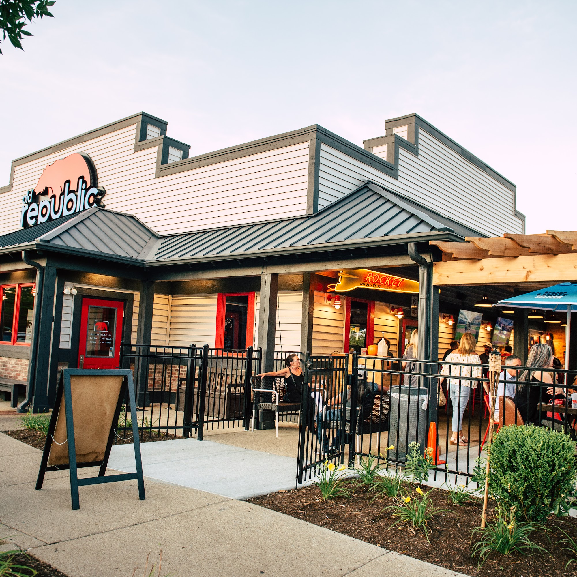 Old Republic [Kitchen + Bar] Elgin