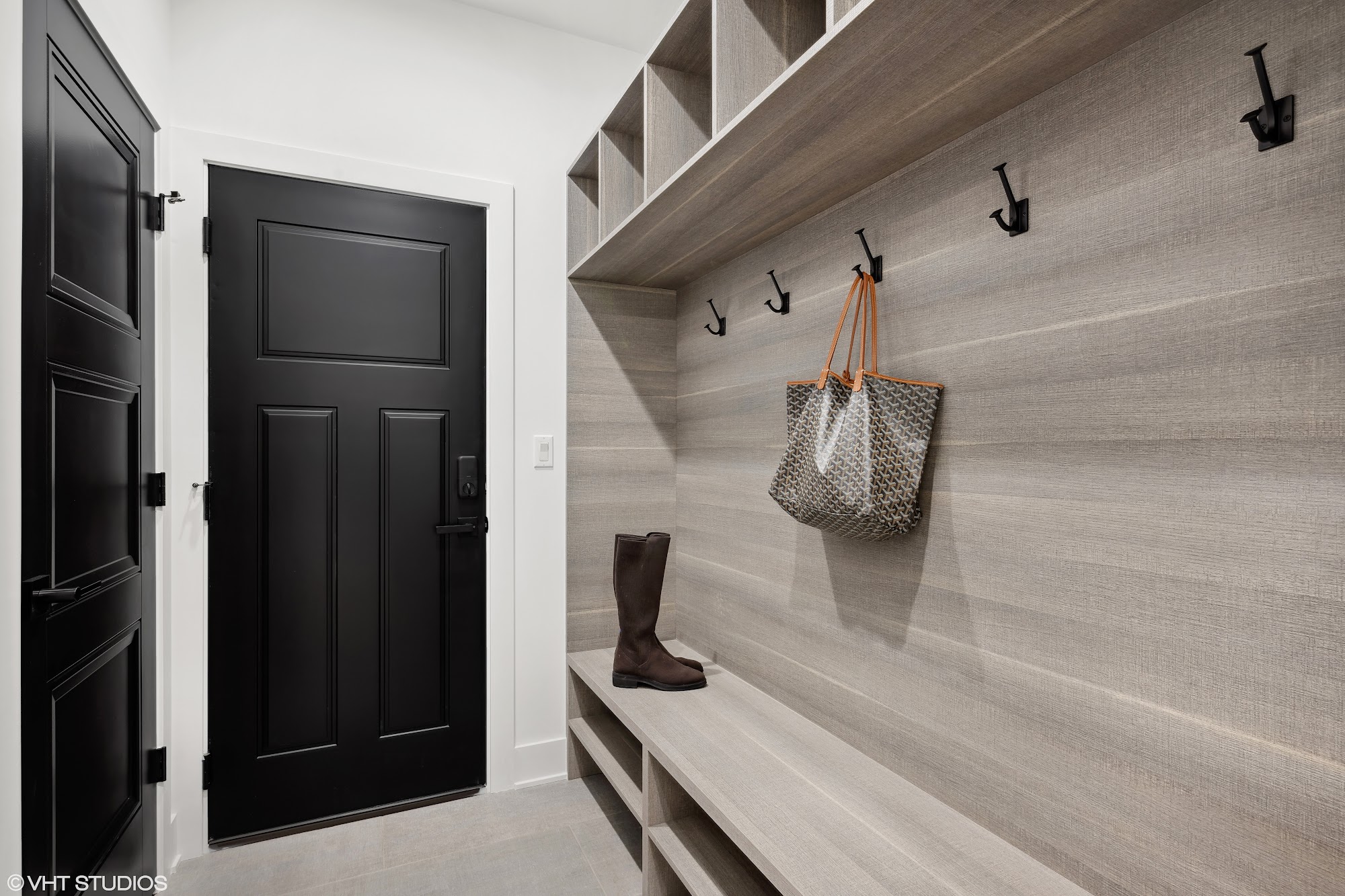 Dremax Kitchen Cabinets, LLC