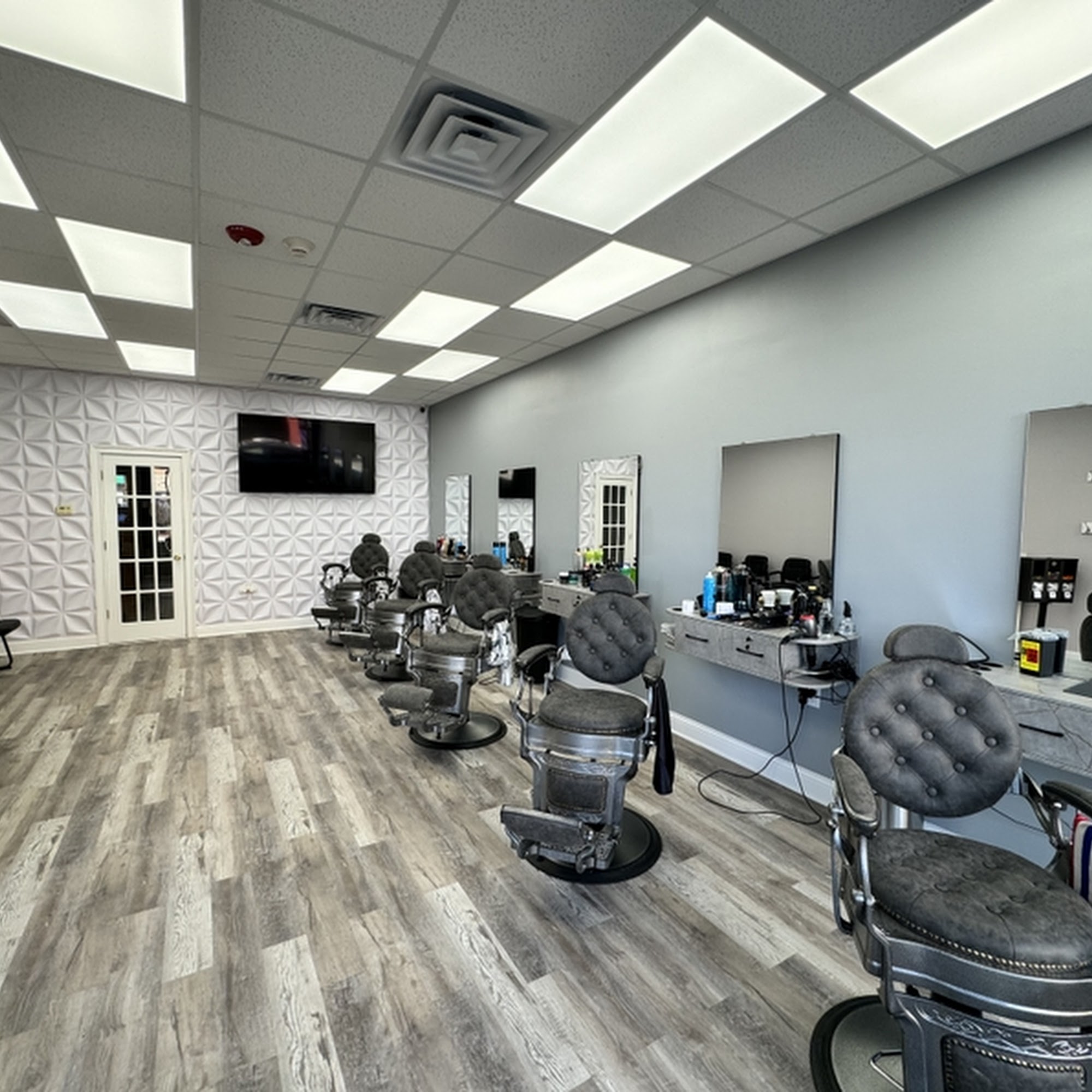 KD Barbershop 108 W 3rd St, Elmhurst Illinois 60126