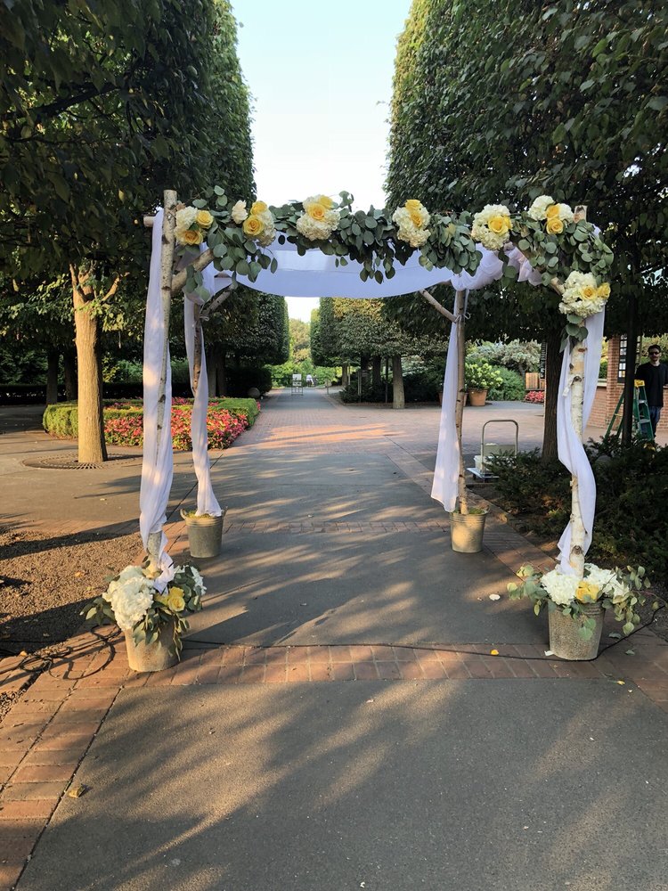 Chicagoland Chuppah rental