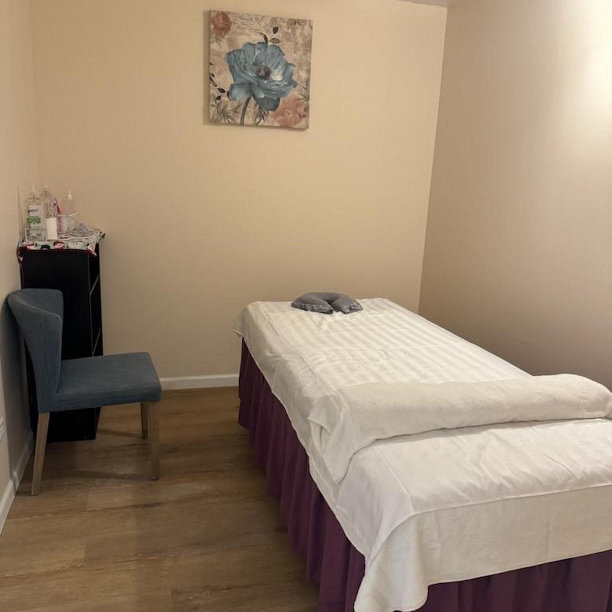 K2 Massage 1701 Central St, Evanston Illinois 60201