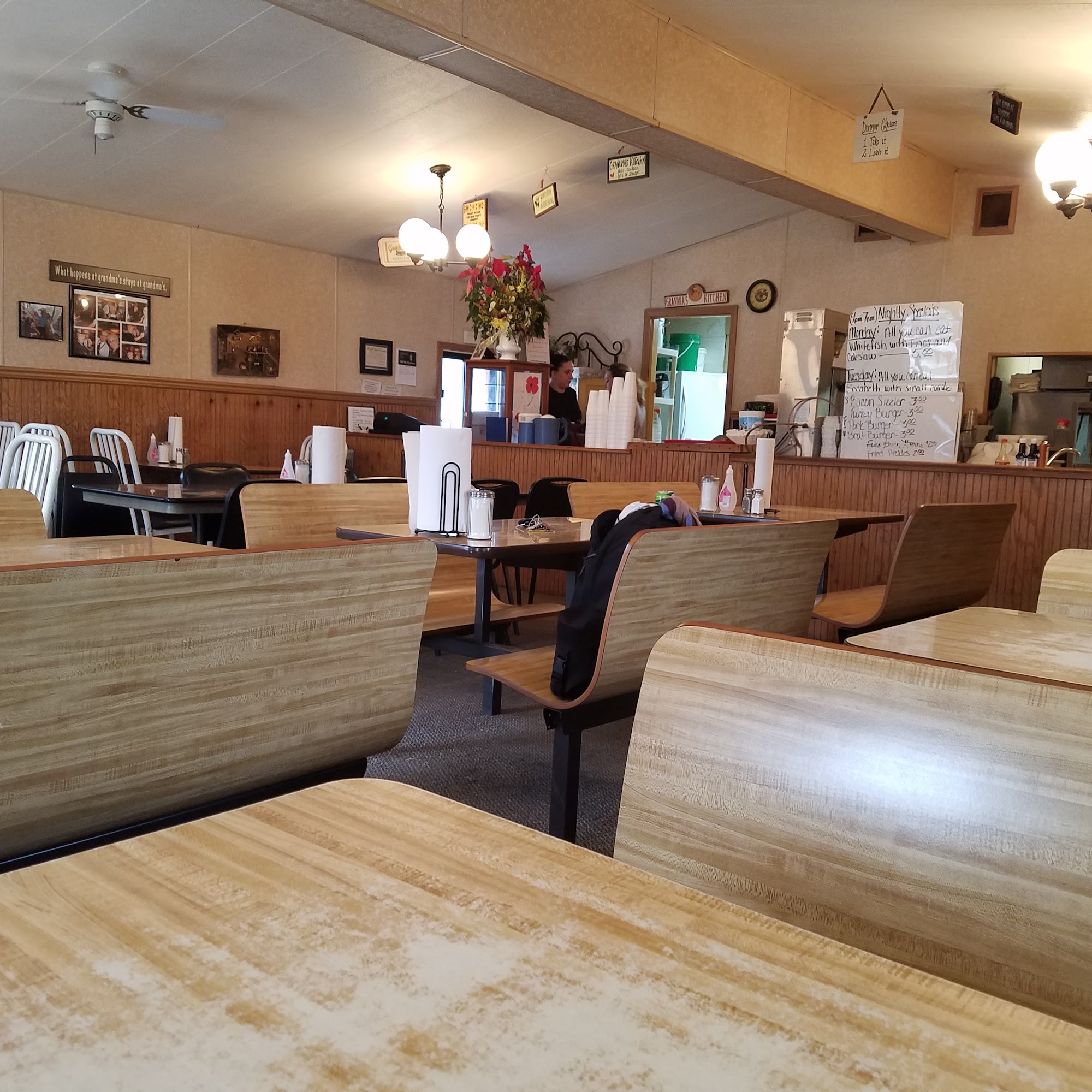 Grandma's Kitchen Flora