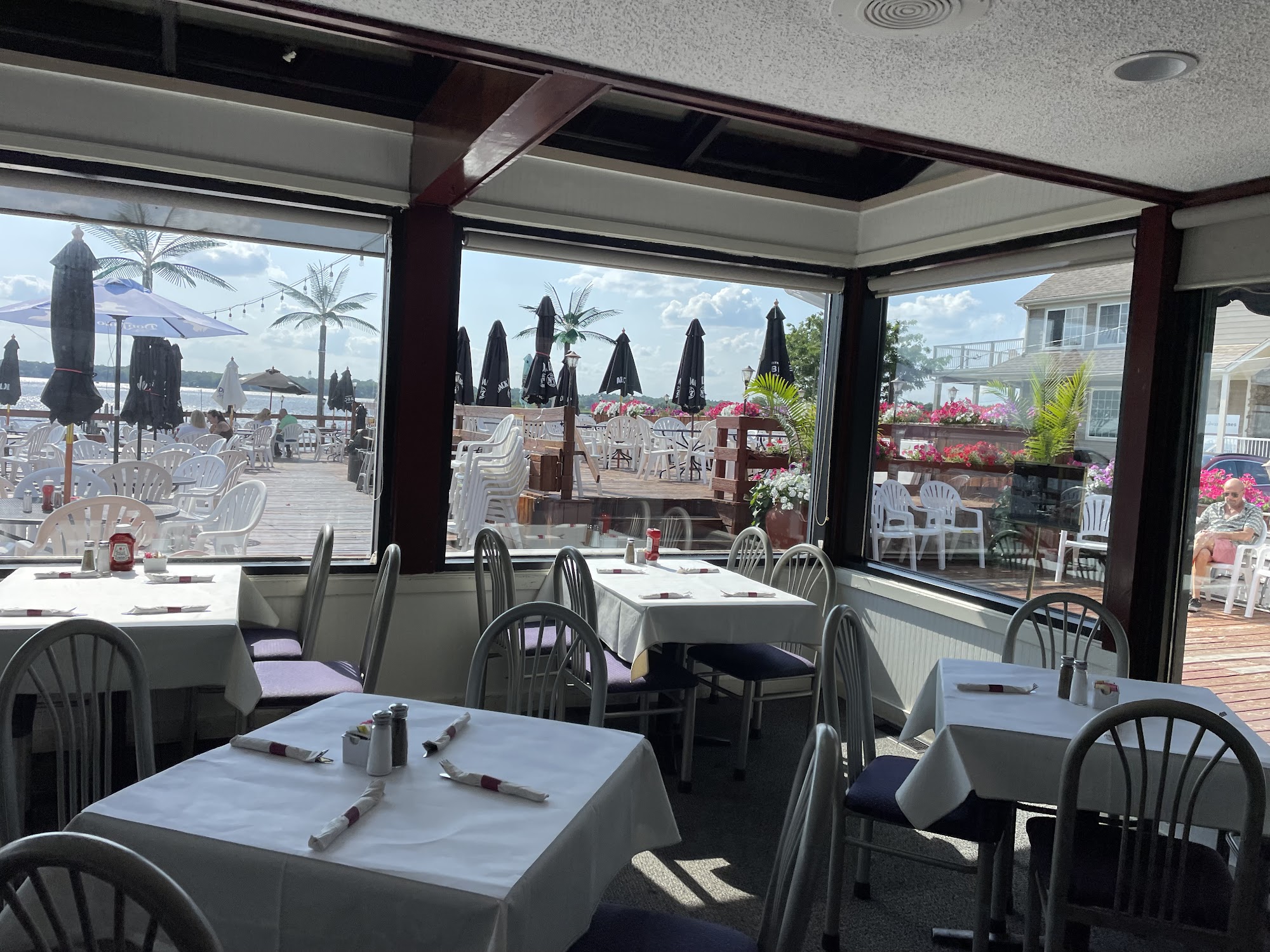 Dockers Restaurant, Fox Lake Fox Lake