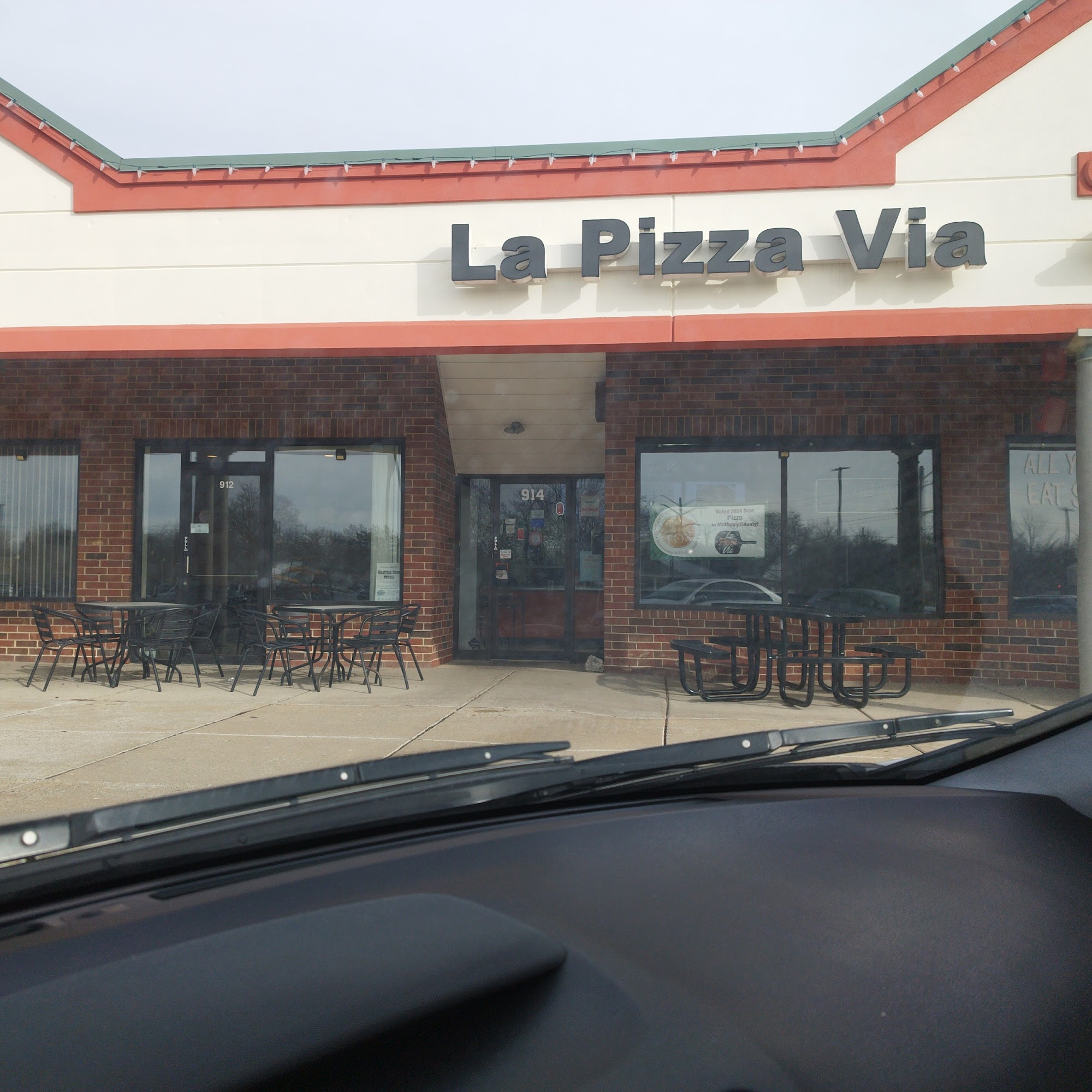 La Pizza Via Fox River Grove