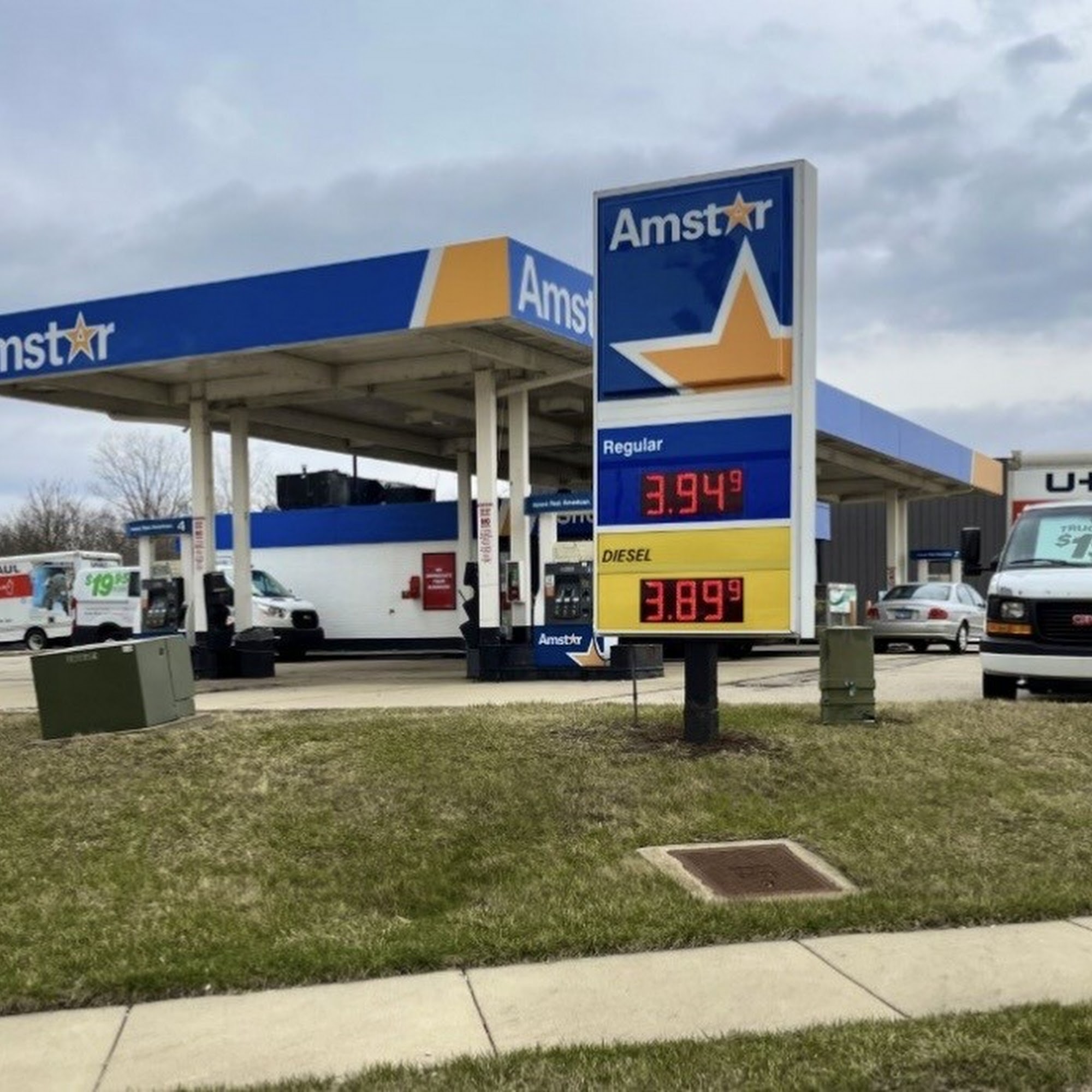 U-Haul Neighborhood Dealer