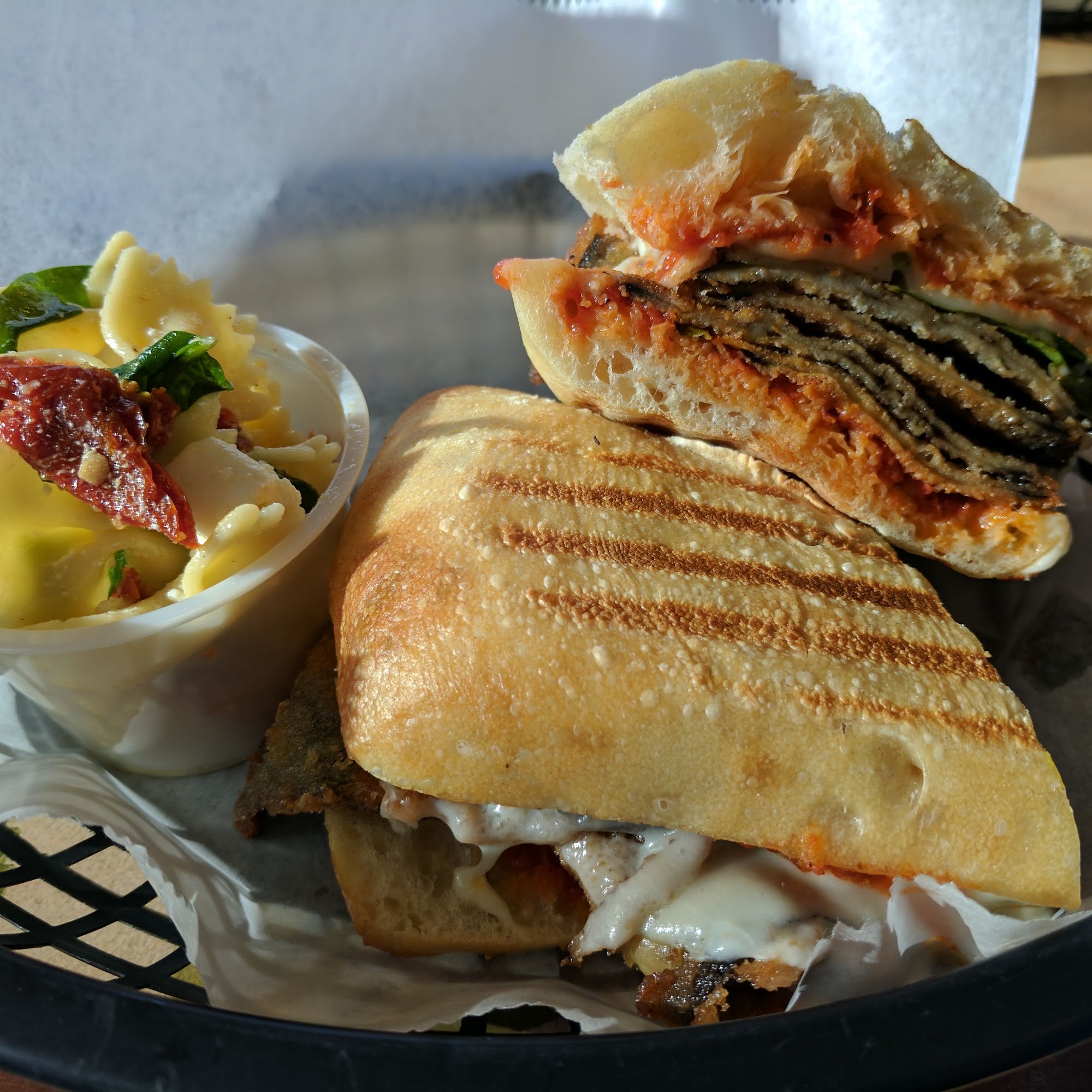 Lauretta's Italian Bake Shop & Cafe Grayslake