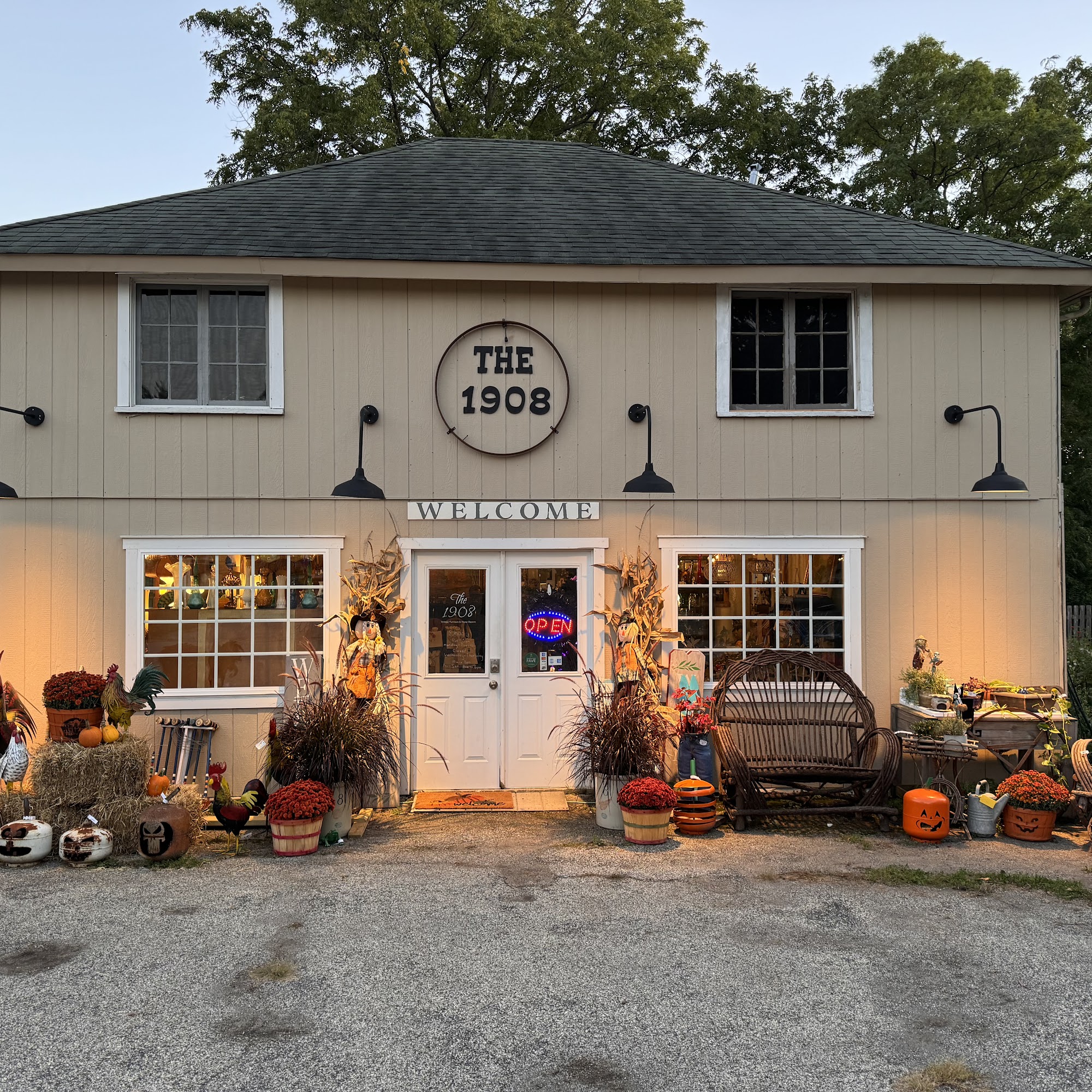 The 1908 Antiques, Gifts, Furniture Restoration