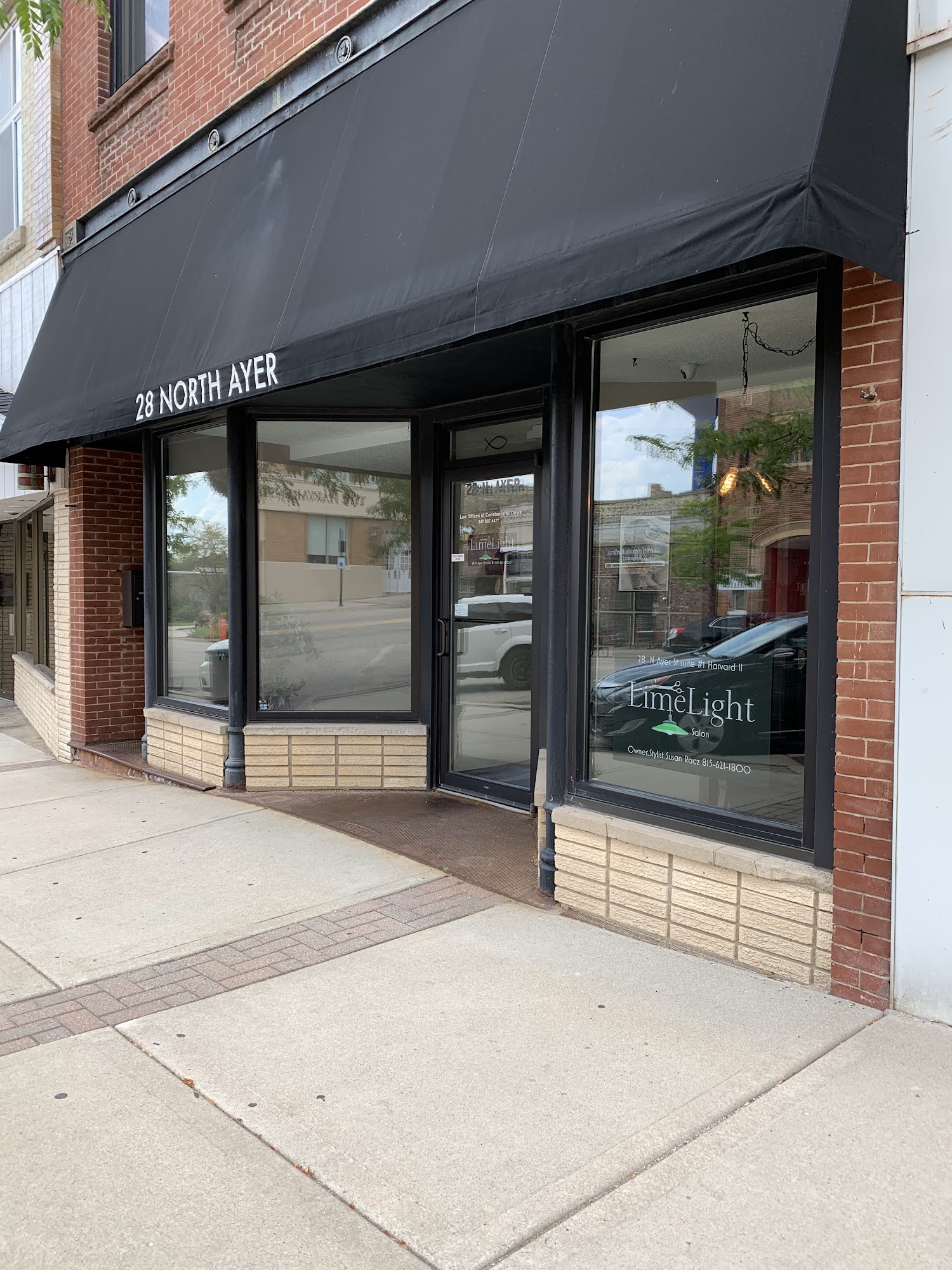 Limelight Salon / SusanRaczStylist 28 N Ayer St, Harvard Illinois 60033
