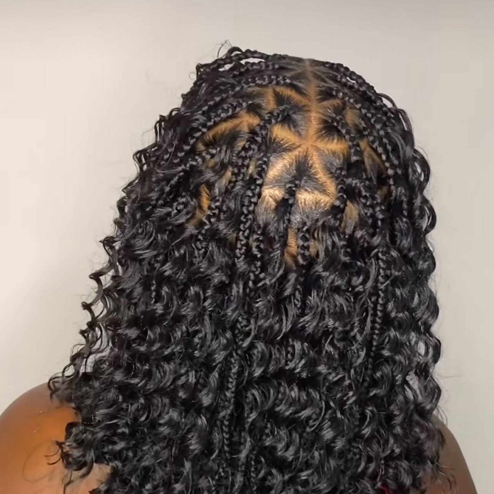 Lovurs Beauty Salon and Spa 17611 Stonebridge Dr, Hazel Crest Illinois 60429
