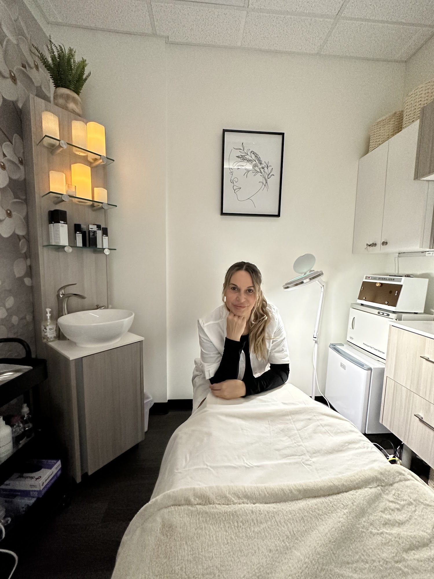 Janet Esthetics 1883 2nd St Suite 10, Highland Park Illinois 60035