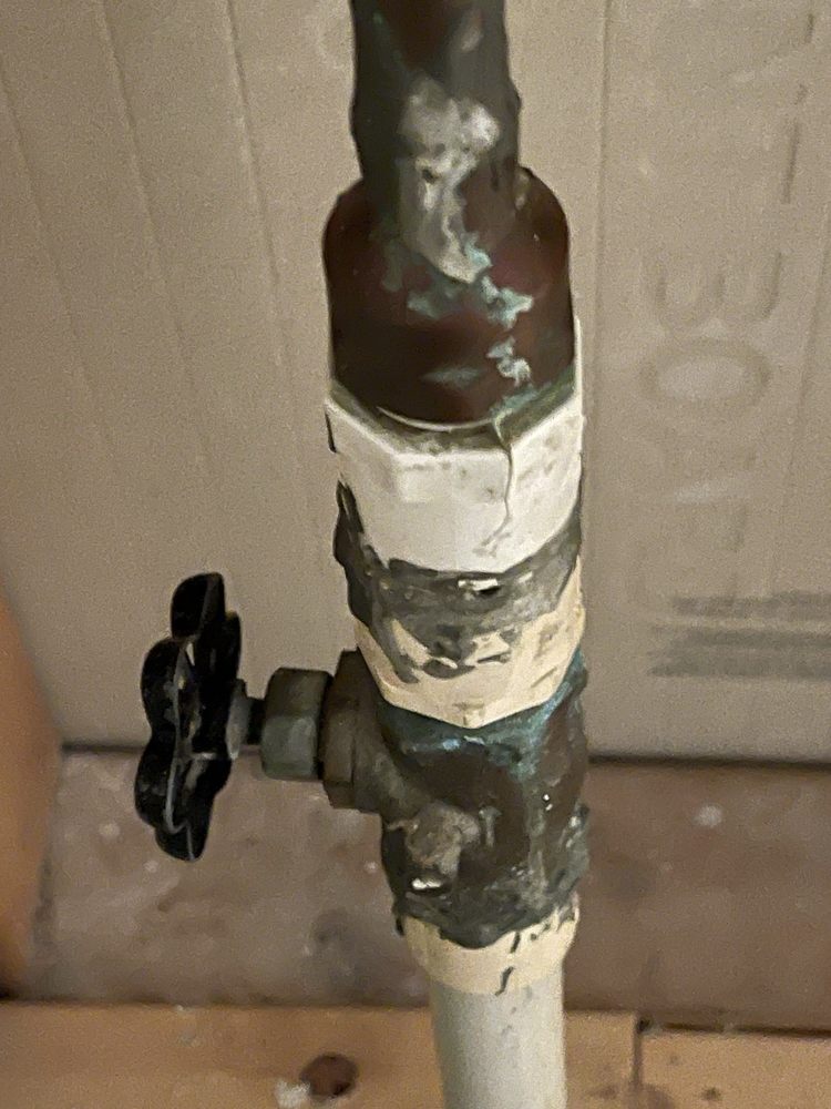 Loellke Plumbing Inc