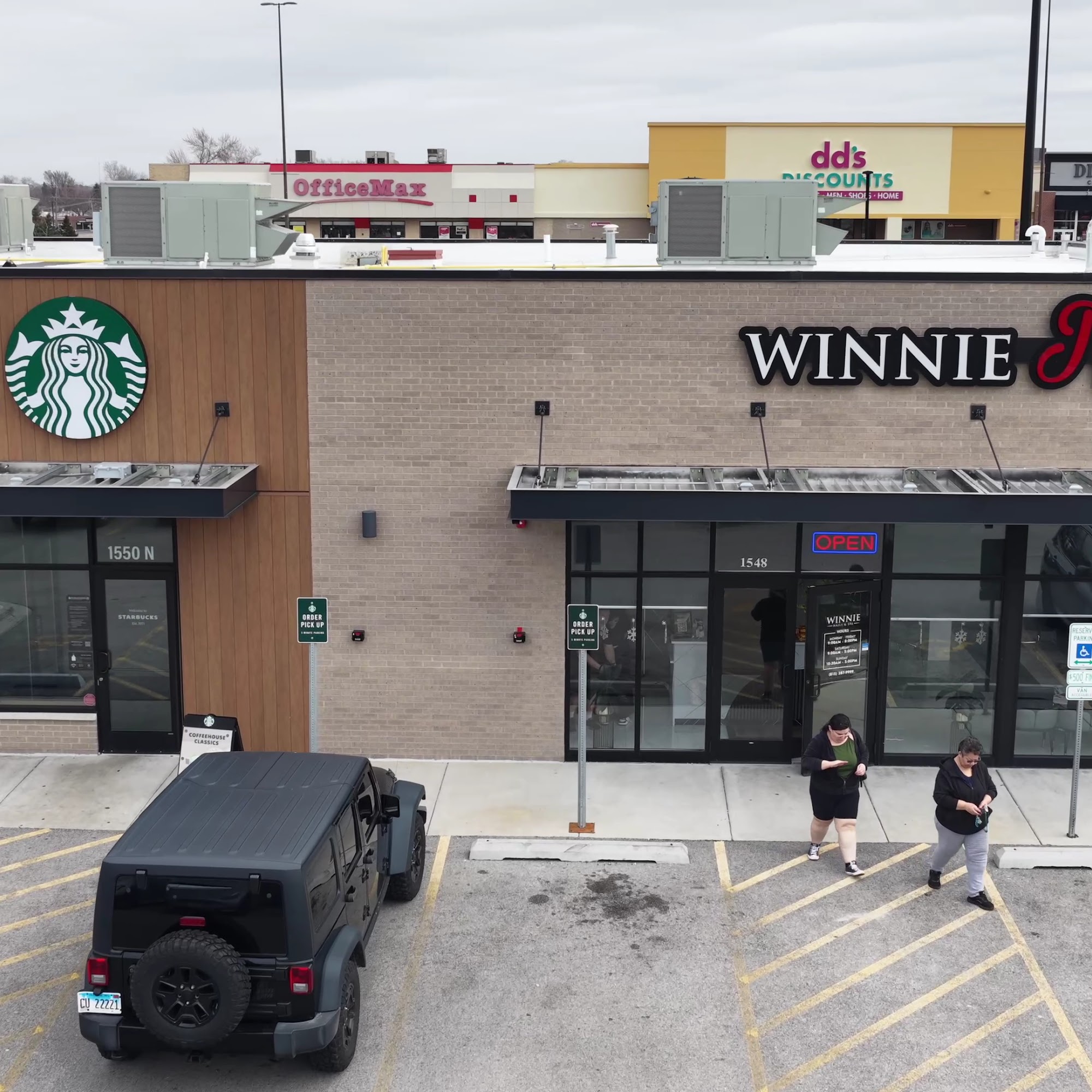 Winnie nails and spa