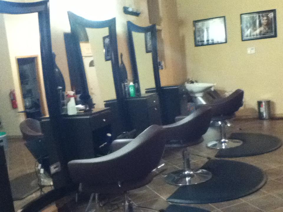 Bellas Hair Salon 412 E Jackson St, Joliet Illinois 60432