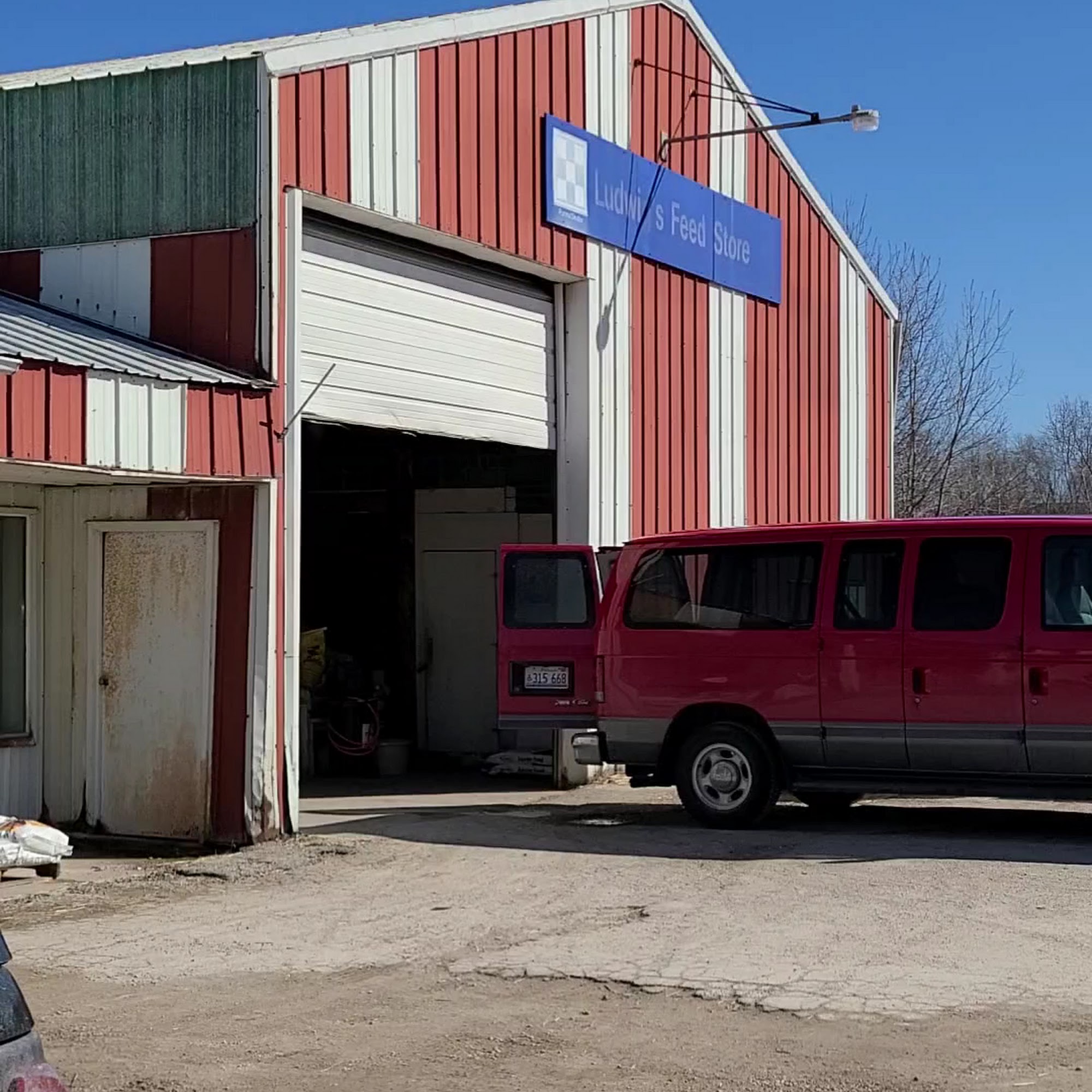 Ludwig's Feed Store Lemont