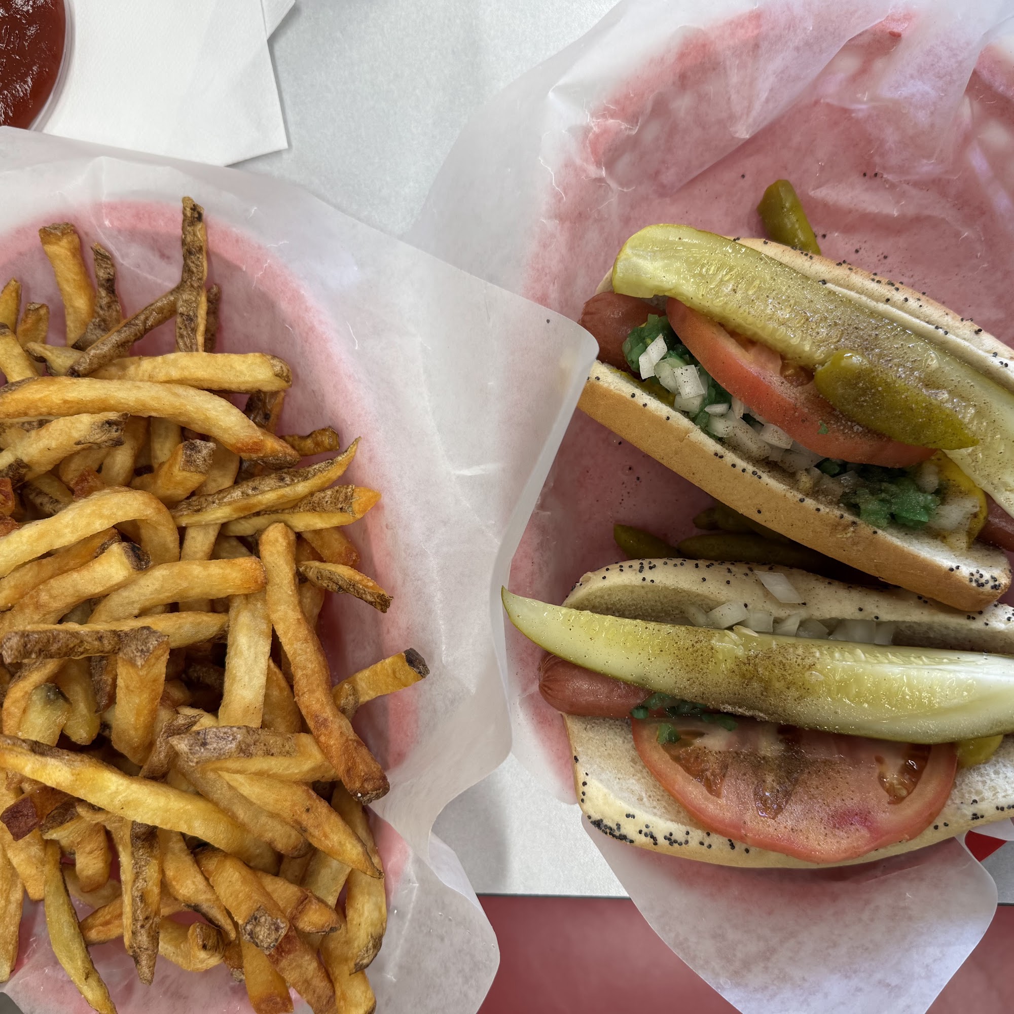 Max's Dawg House Libertyville