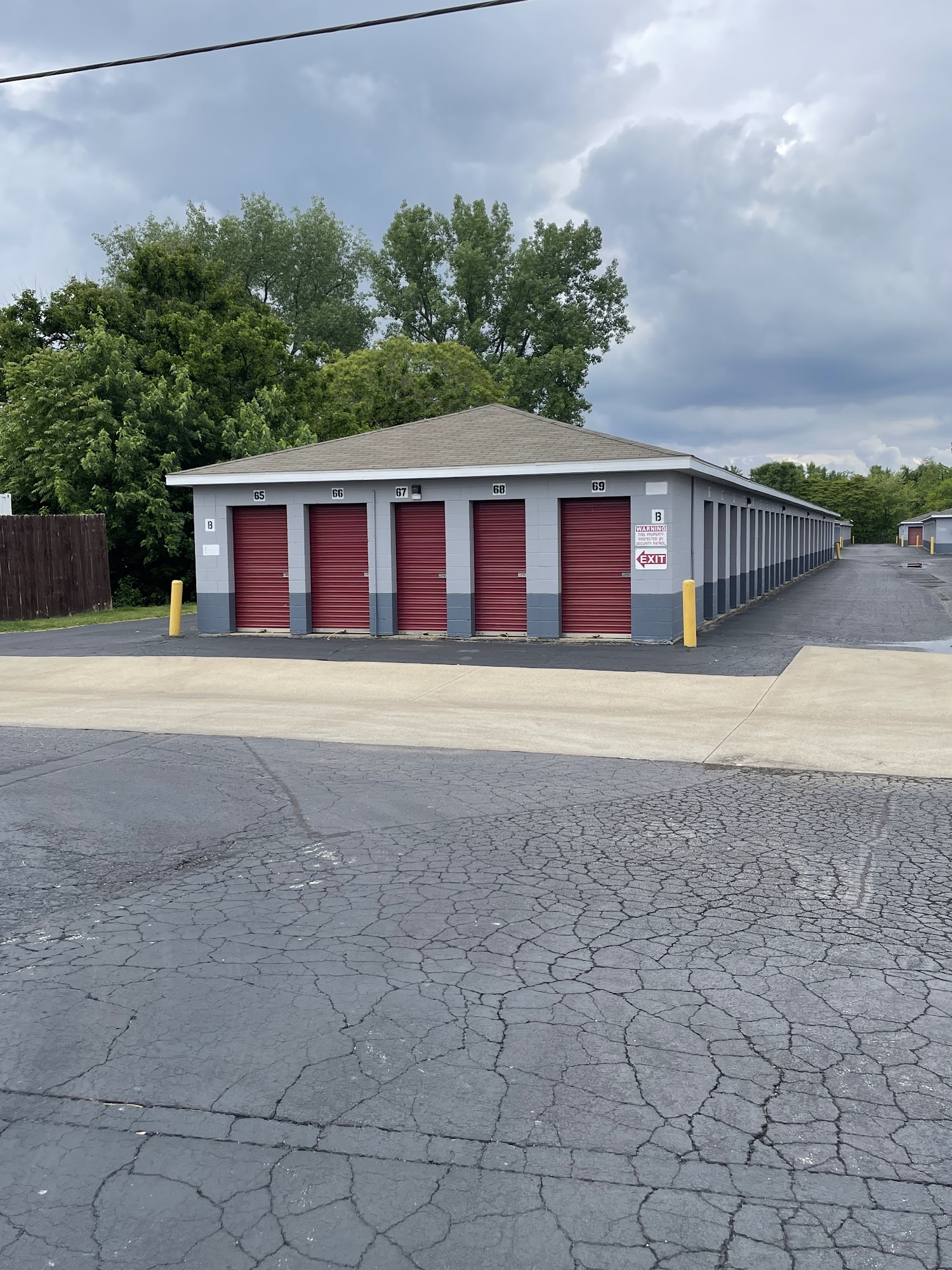 A Storage Box Self Mini Storage Lincoln