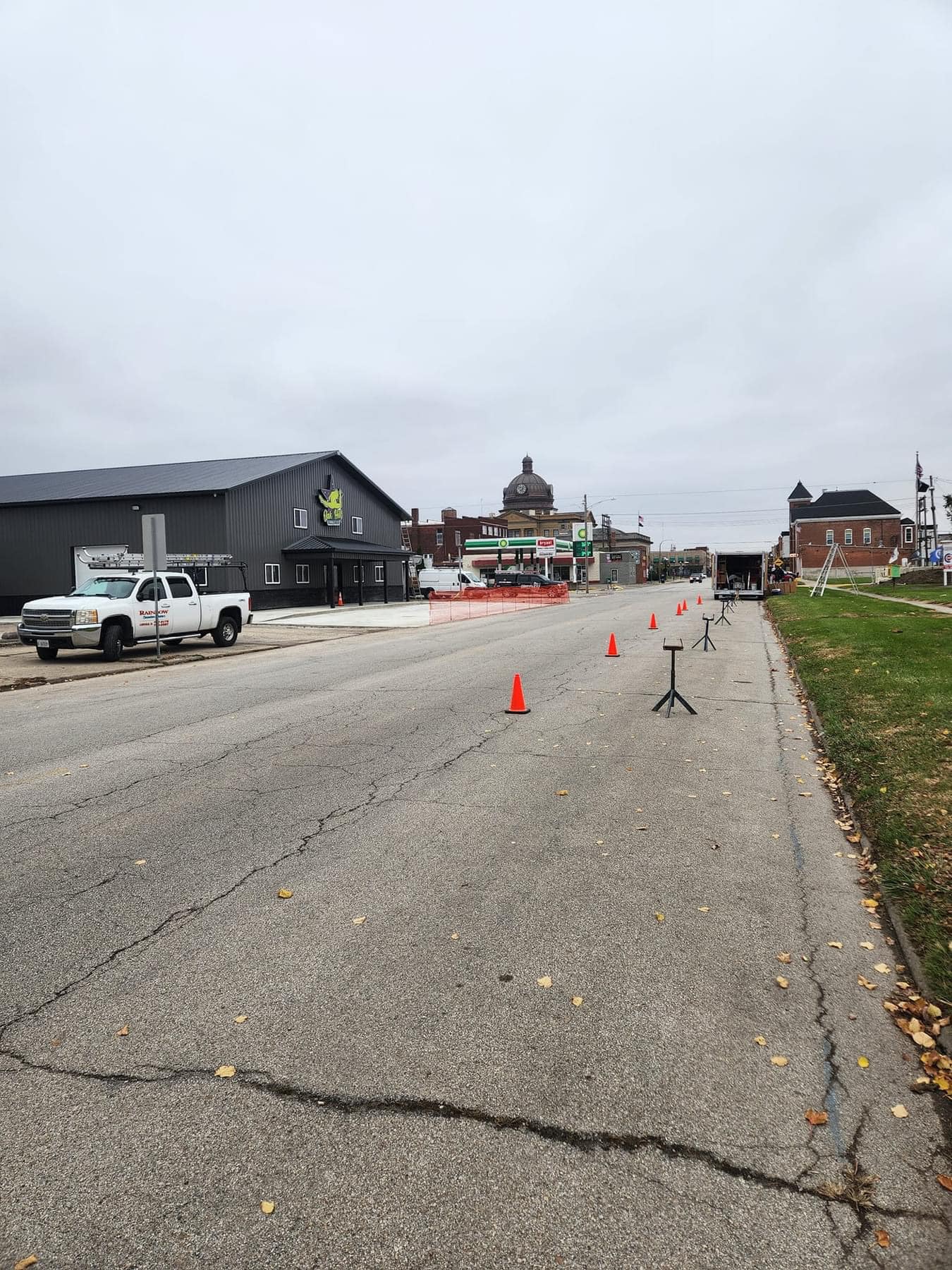 Rainbow Seamless Gutters