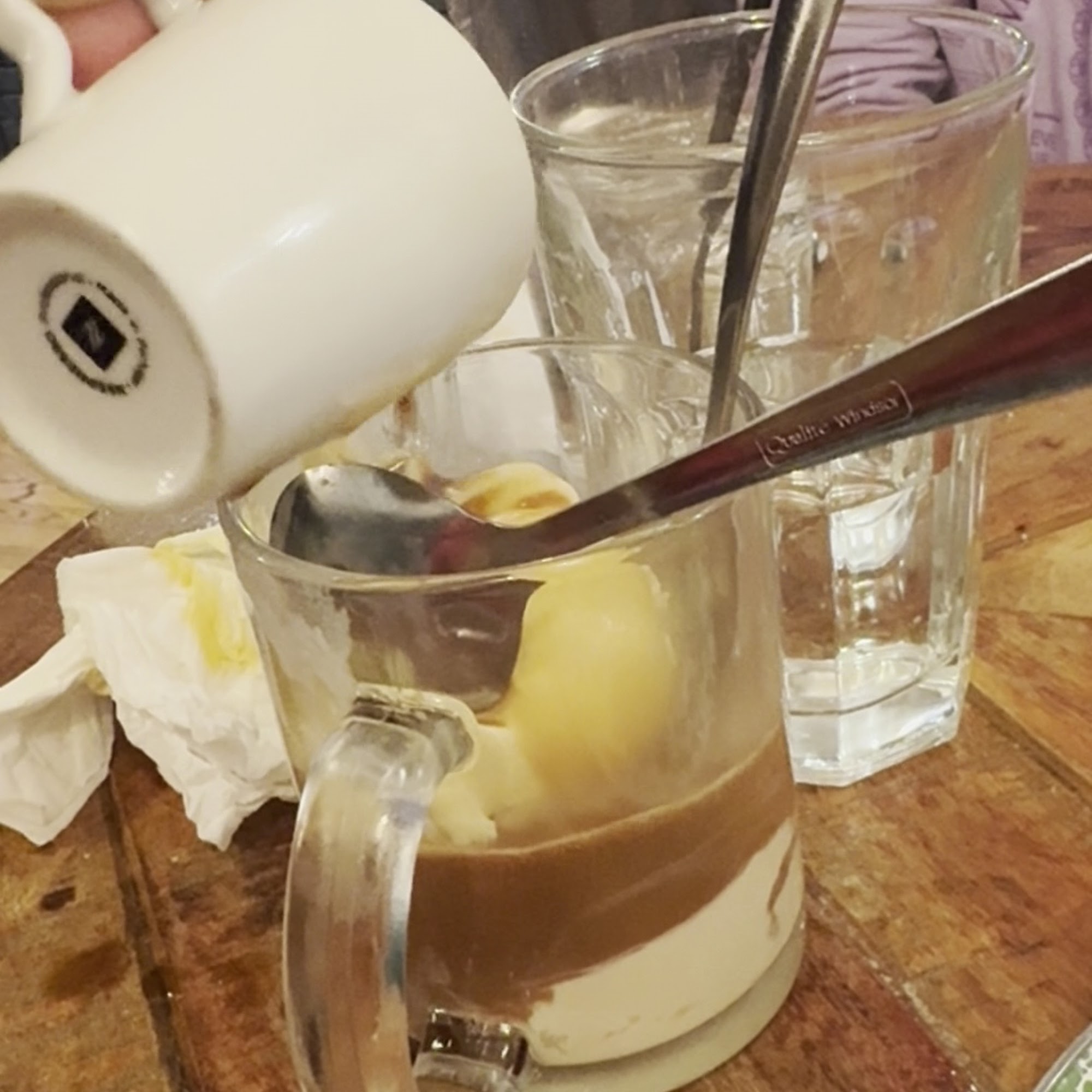 Rosemary and Jeans Public House Lombard