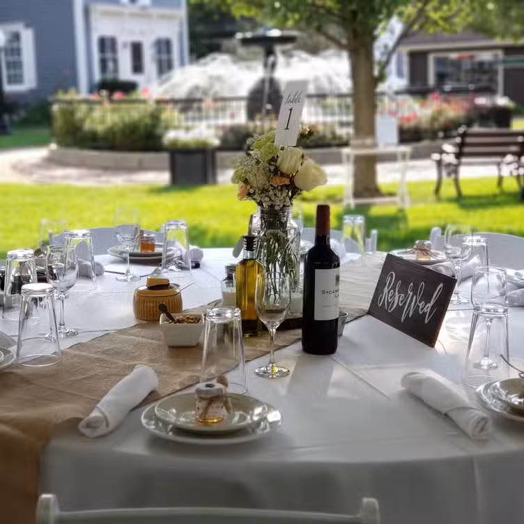 Photo credit: opentable