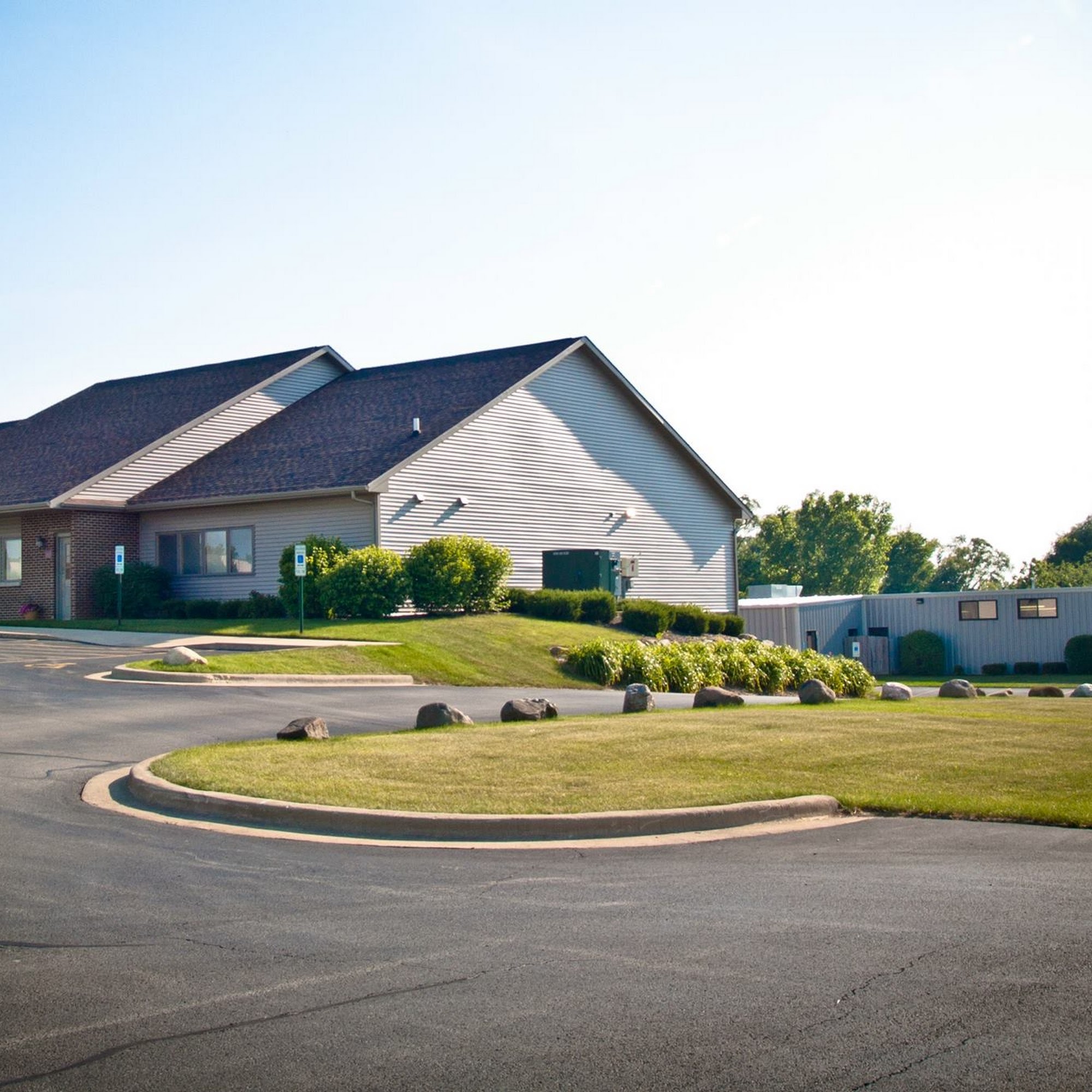 Dogwood Pet Hospital Loves Park