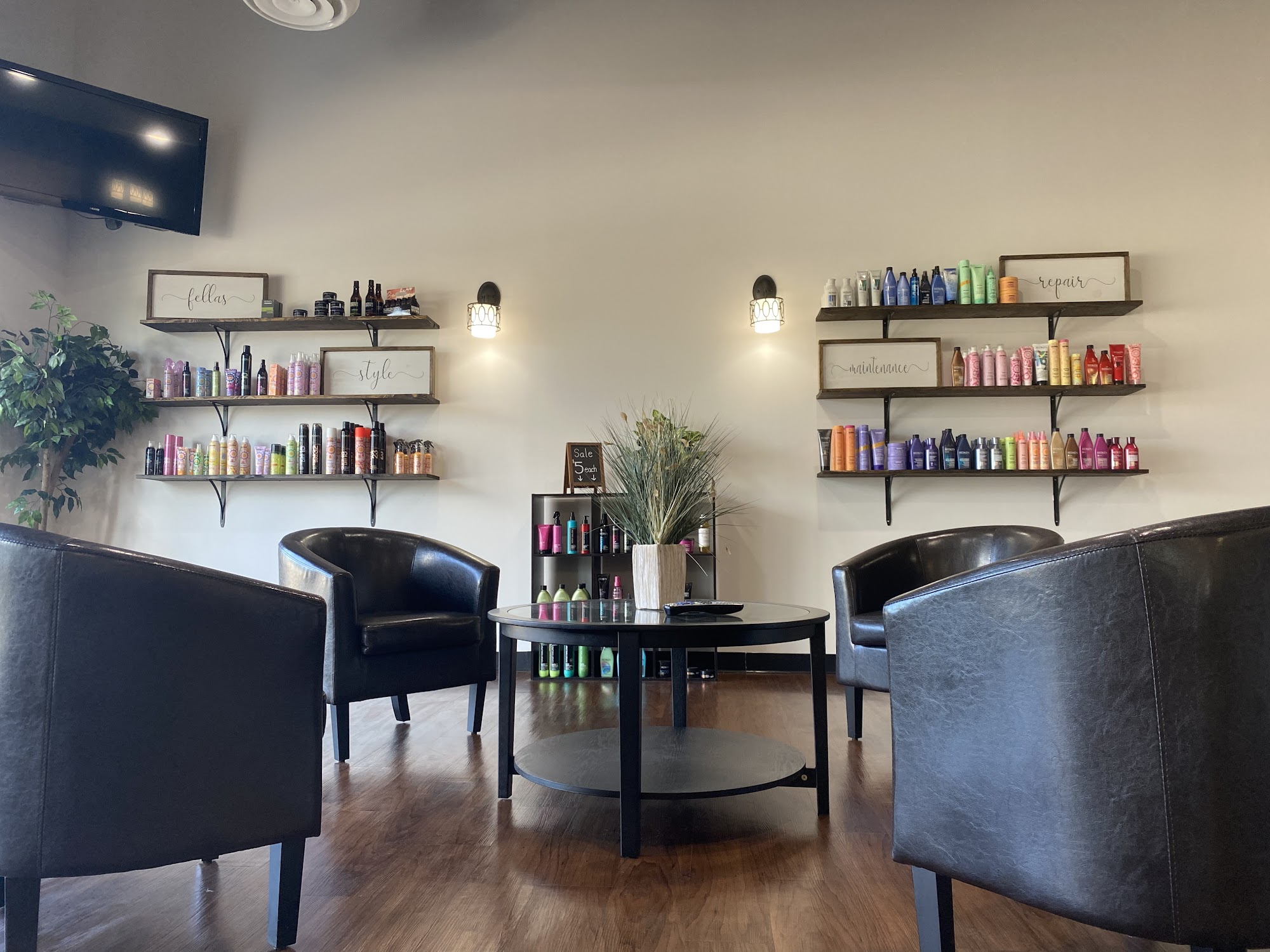 S & Co Beauty Lounge