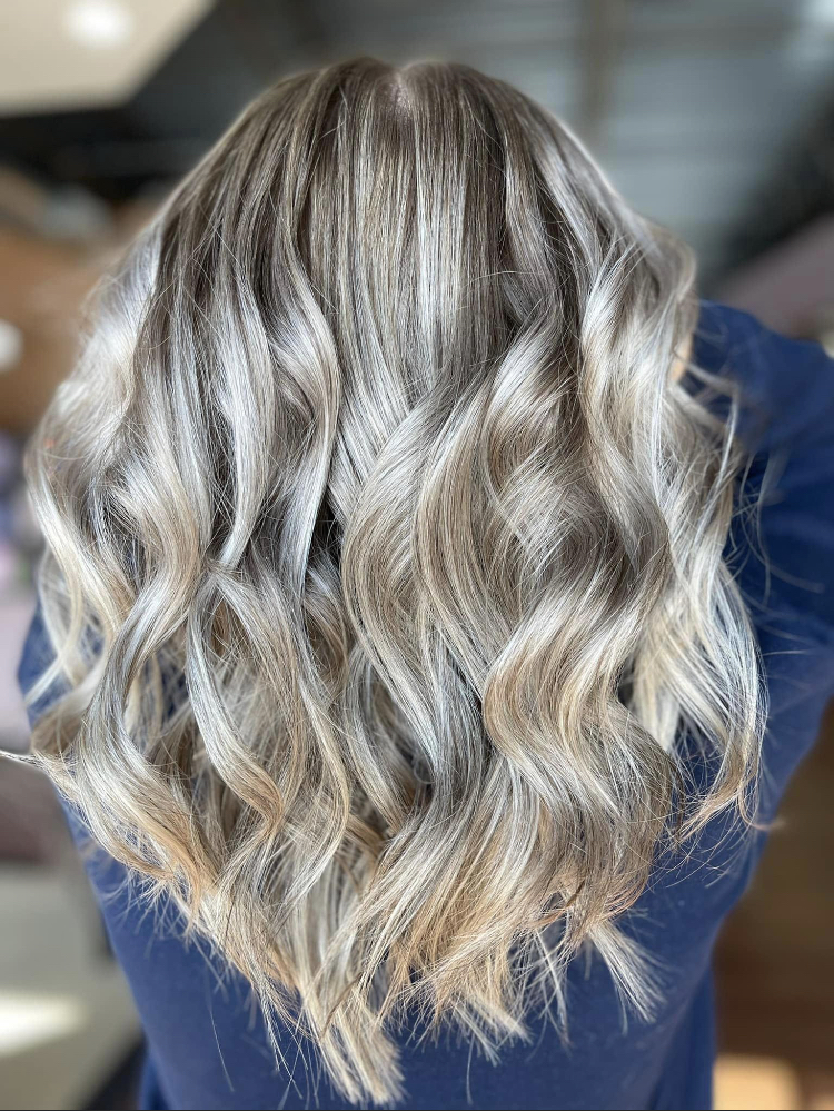 S & Co Beauty Lounge