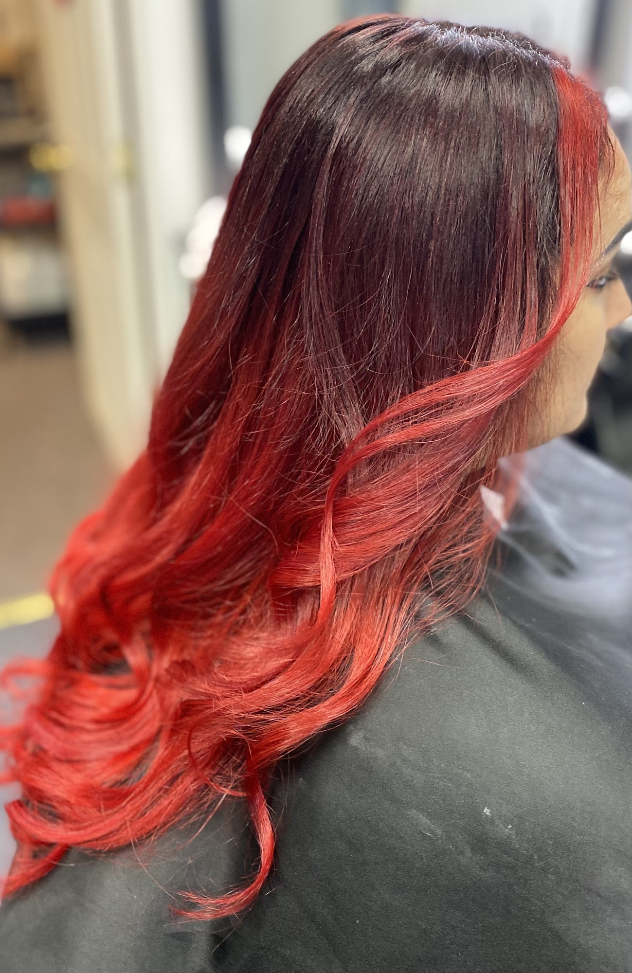 COCO'S Hair Salon 109 N Main St, Monmouth Illinois 61462