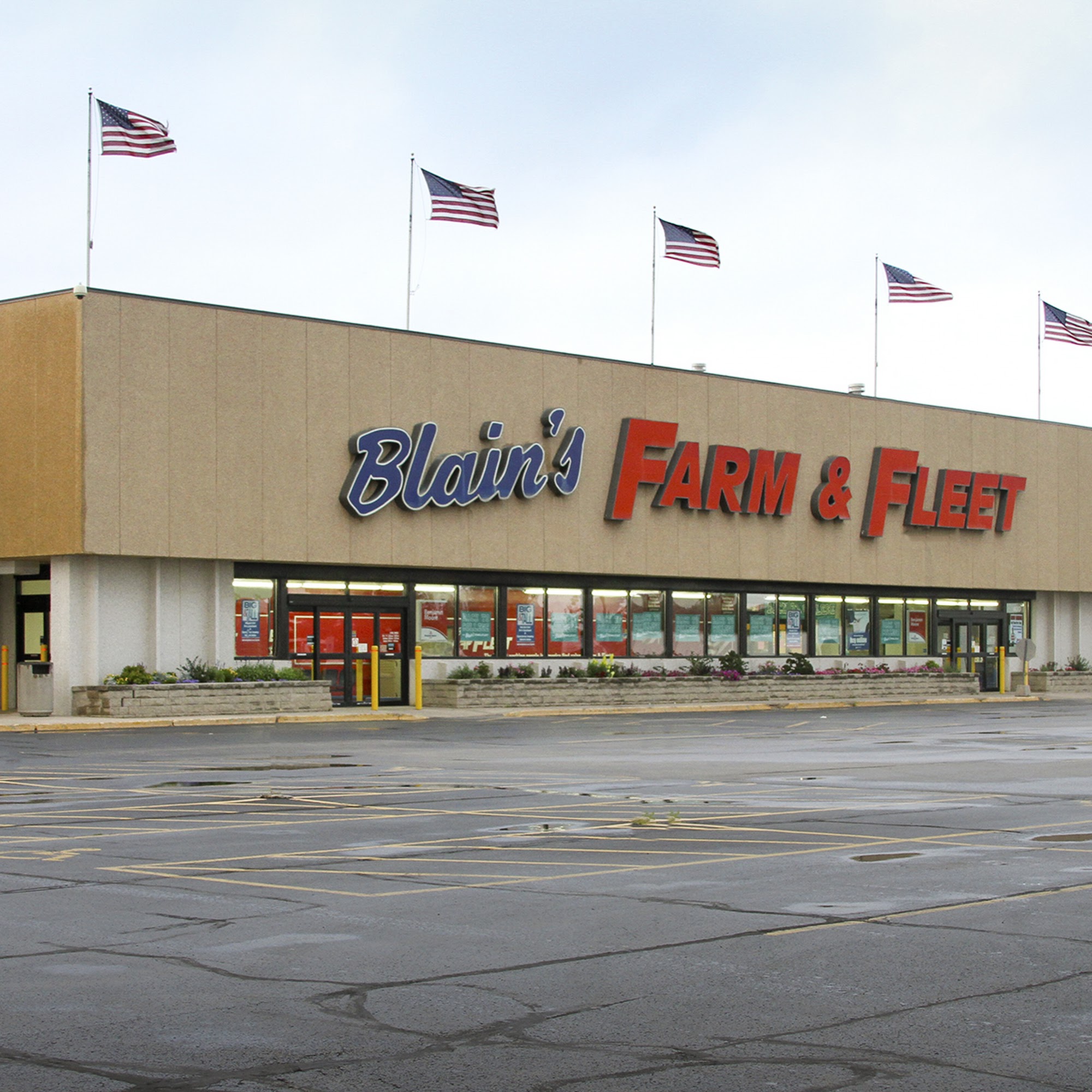 Blain's Farm & Fleet Tires and Auto Service Center - Montgomery, IL Montgomery