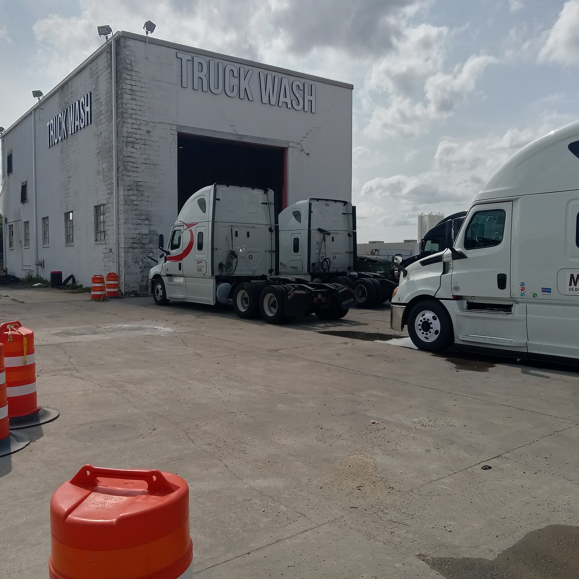 Montgomery Truck Wash